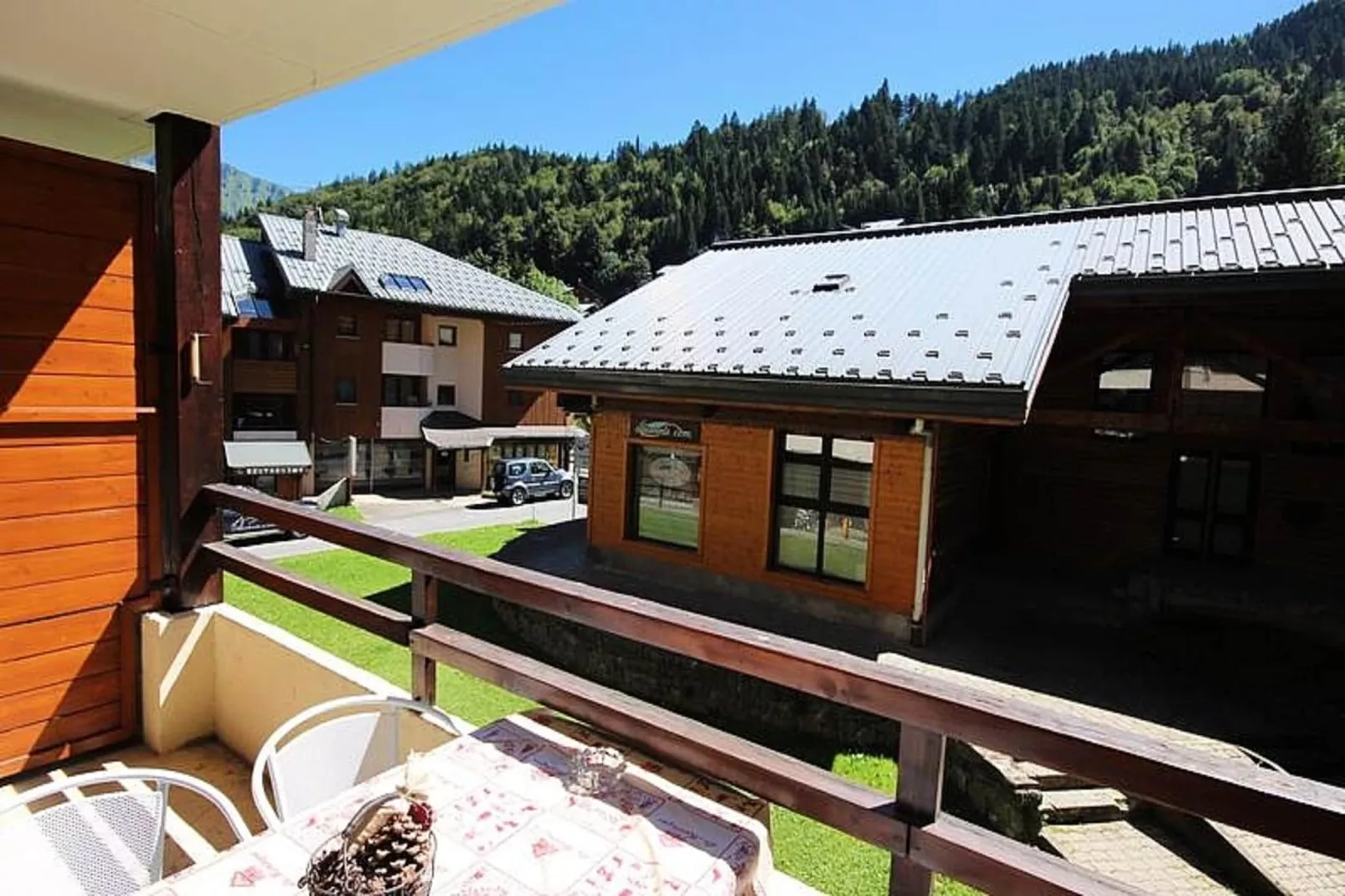Studio à Saint Jean d'Aulps-Terrace balcony