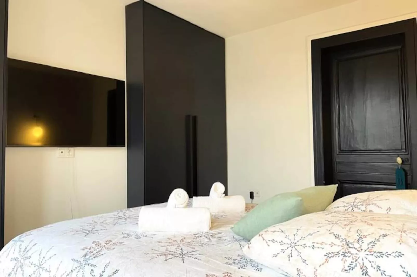 🌟 Charme Et El&eacute;gance - Coup De C&oelig;ur - Prox Gare-Image-tags.