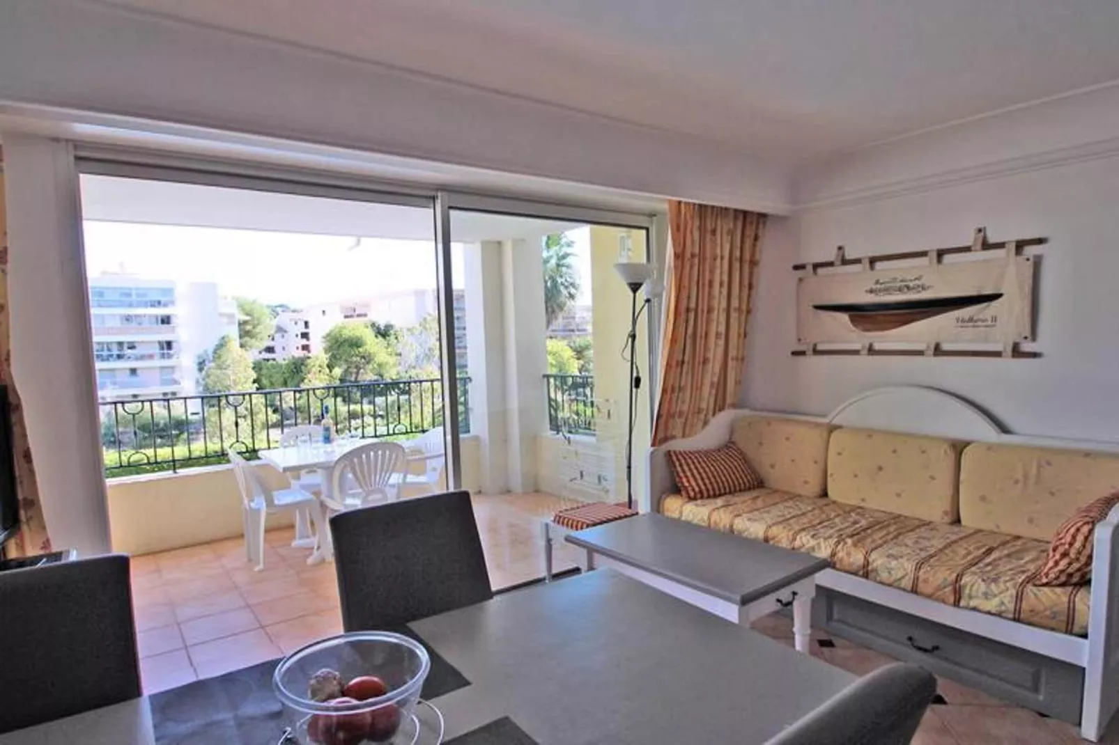 Résidence Port Marine-Salon