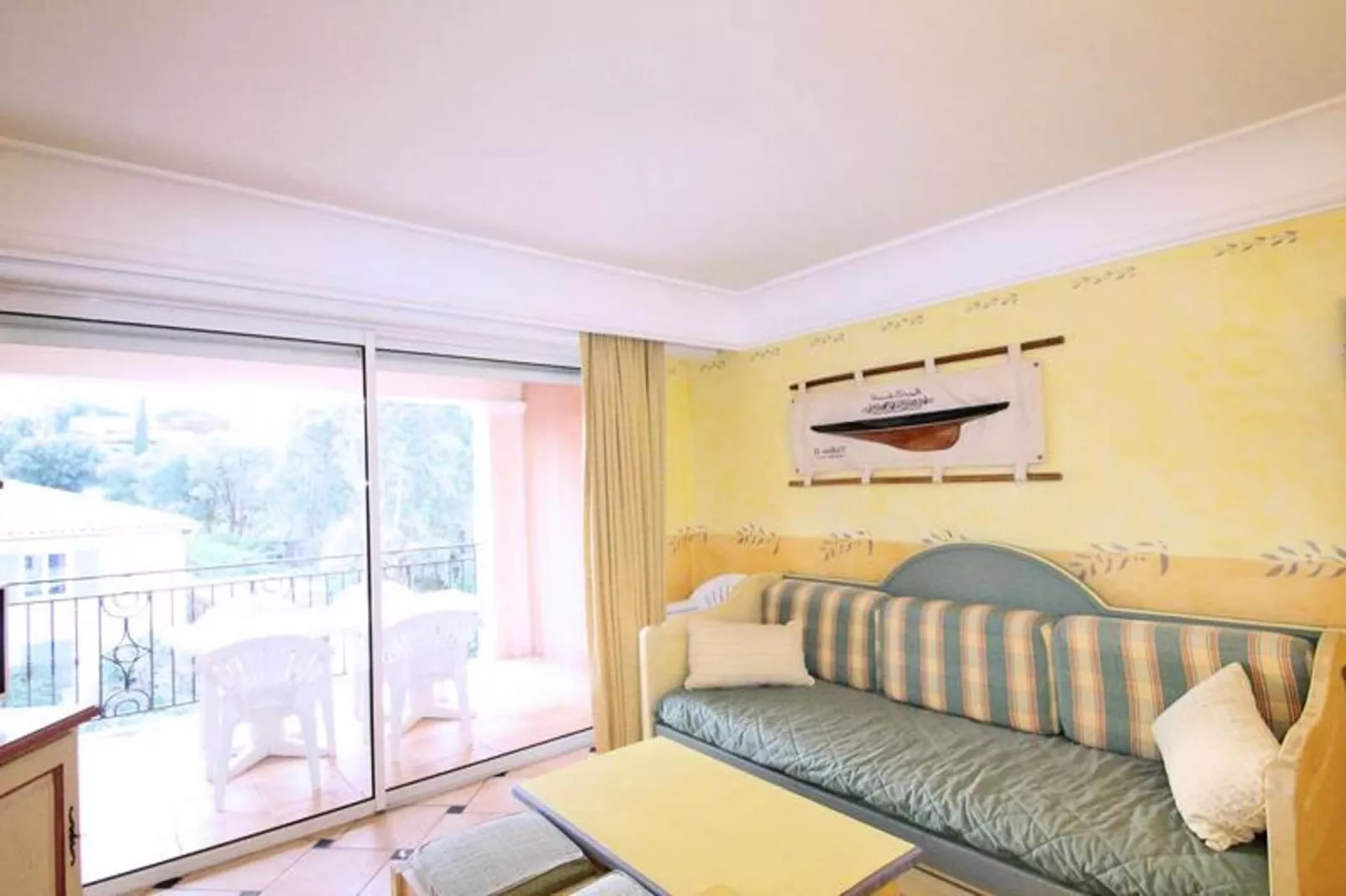 Résidence Port Marine-Salon