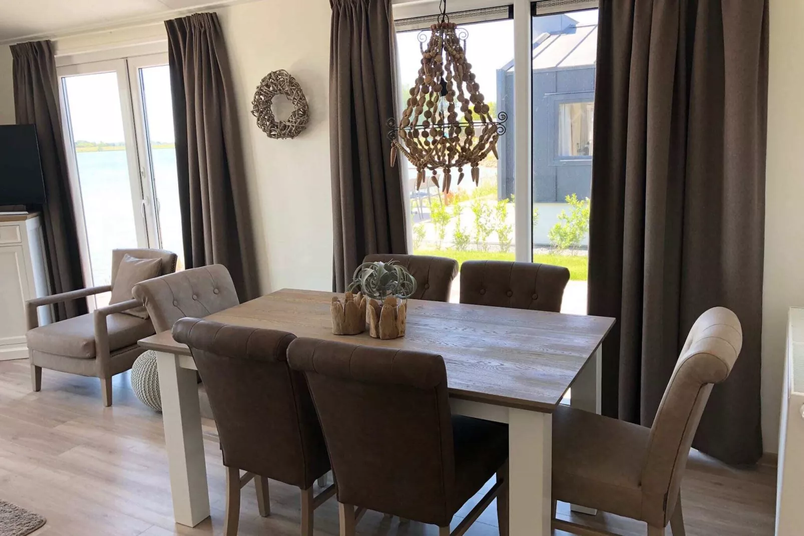 Resort Markermeer 4-Living room