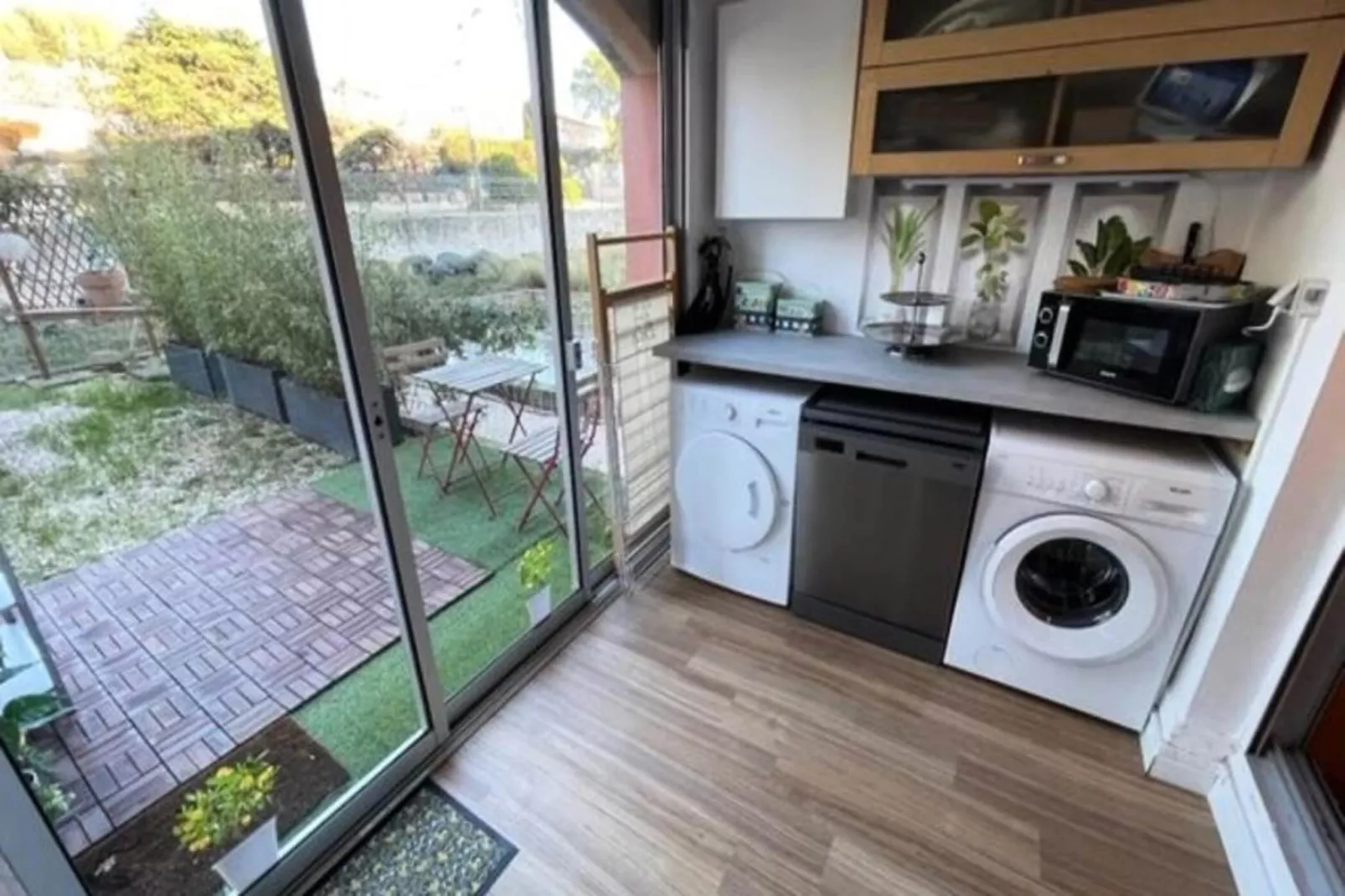 Résidence Frégate-Exterior in summer