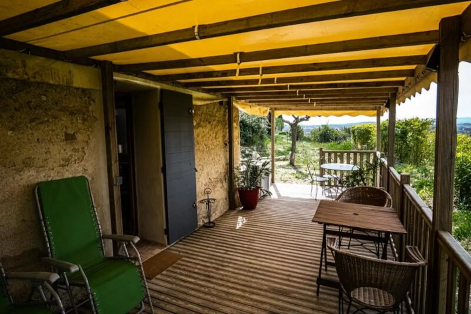 Maison En Campagne Avec Vues Panoramiques-Image-tags.