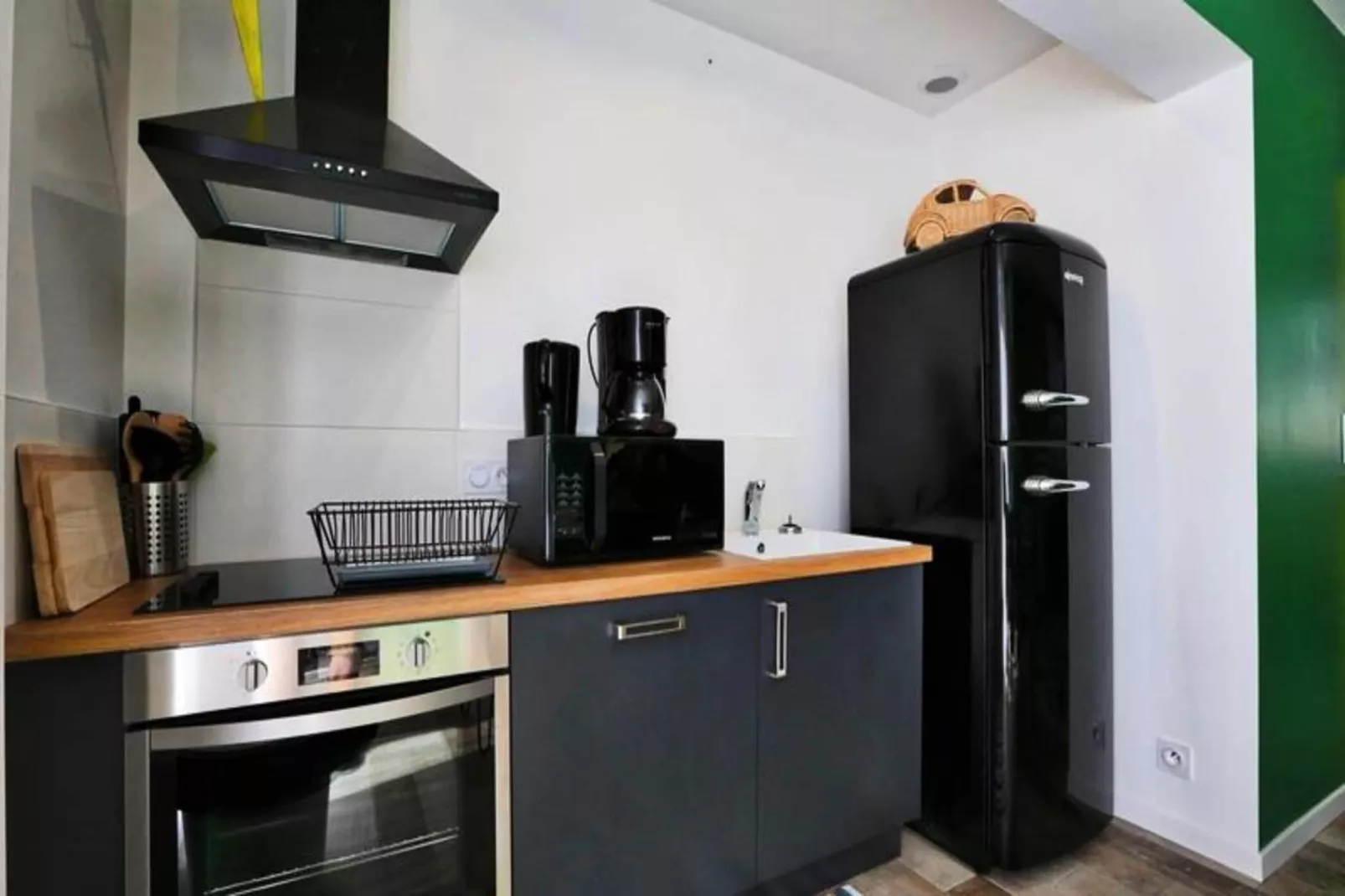 Villa Br&eacute;sil - Domaine Le Sherwood-Exterior in summer