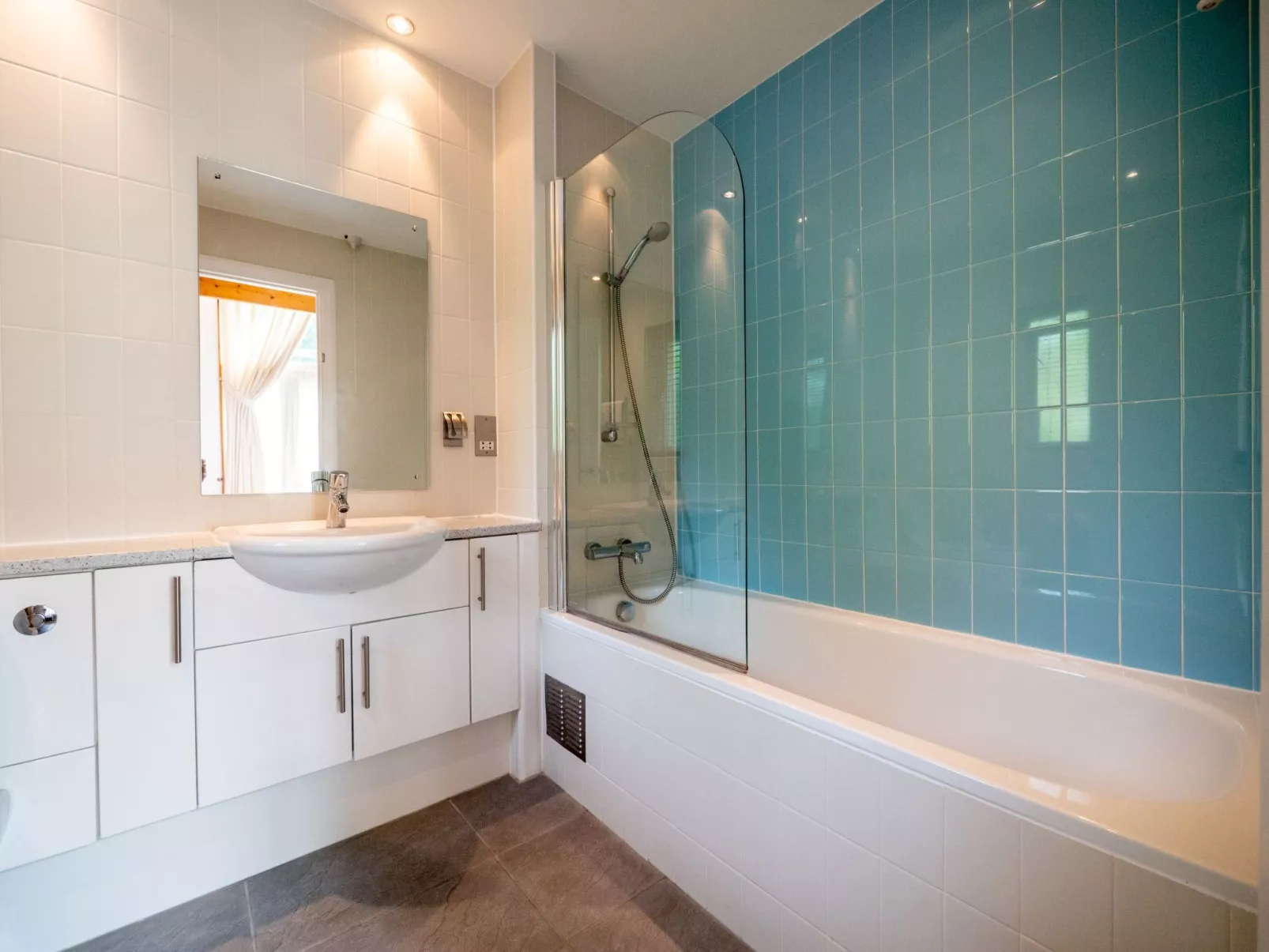 Villa Gallery-Inside