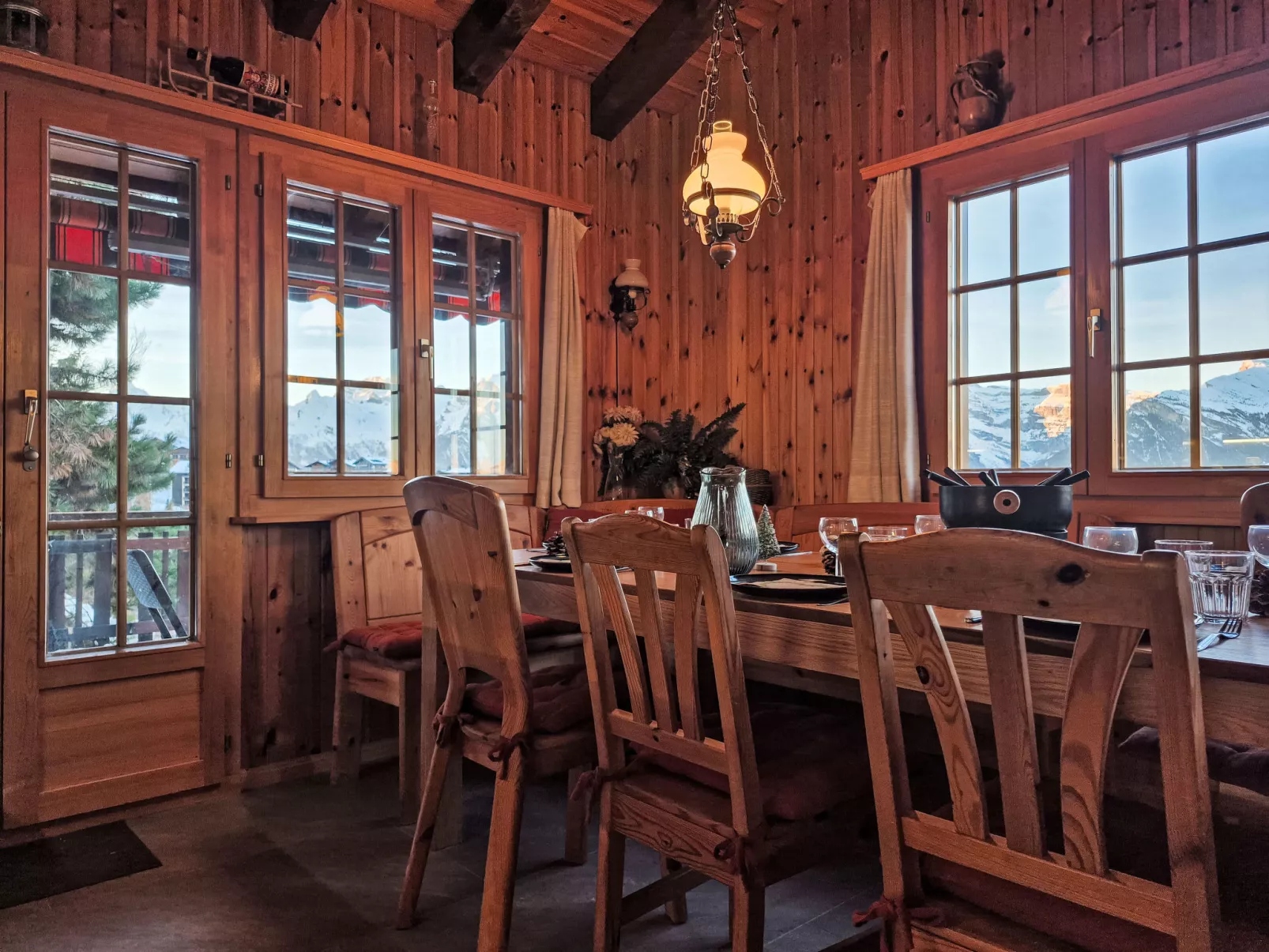 Panorama des Cimes-Inside