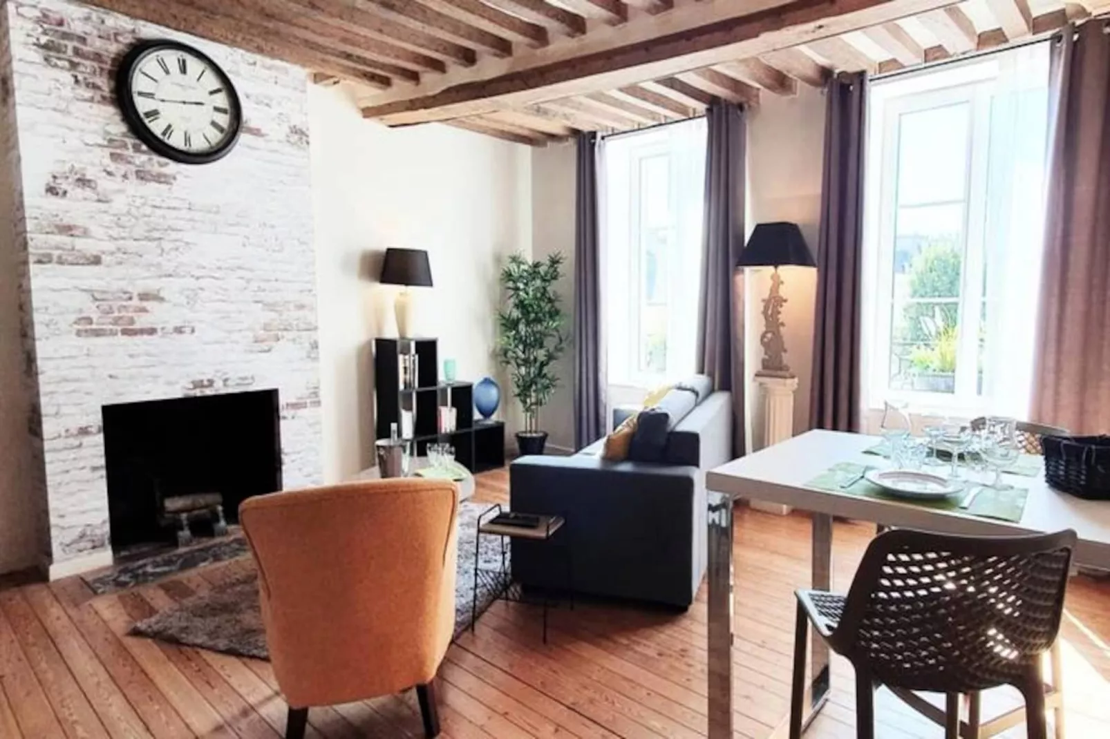 🦁 Place St Sauveur - Standing Et Confort-Image-tags.