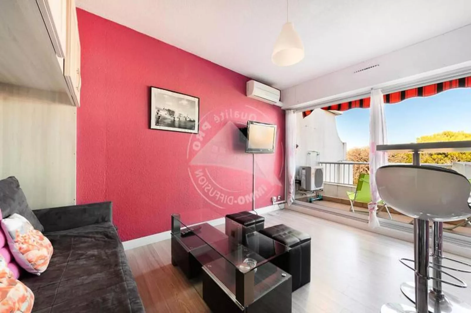 Résidence "le St Louis"-Wohnzimmer