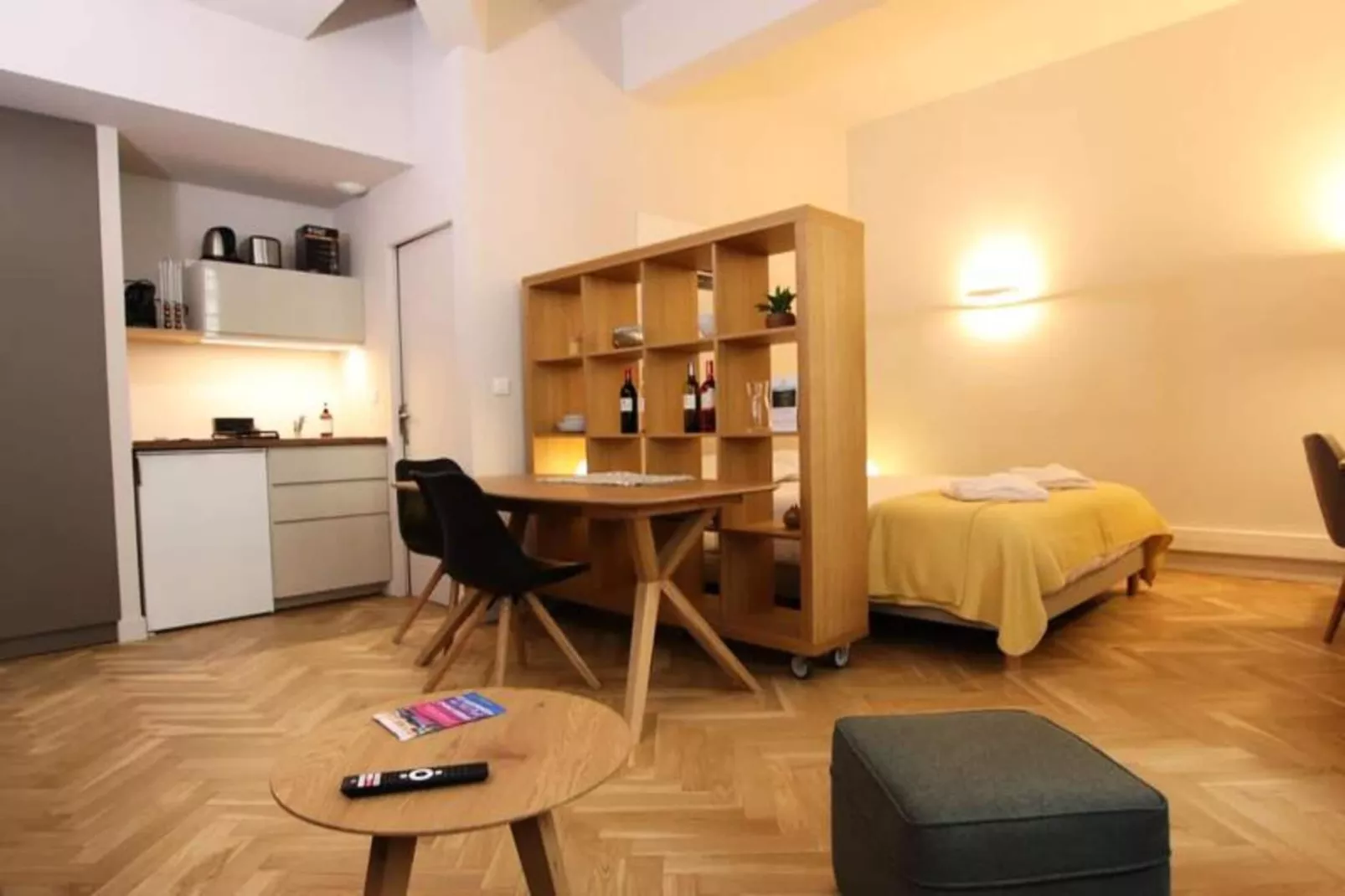 Superbe Appartement Typiquement Bordelais En Hypercentre Pour *4 Personnes*-Extérieur été