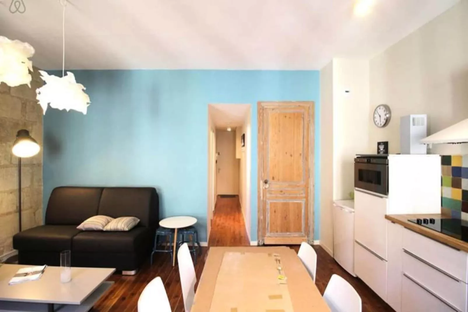Bel Appartement Pour 4 Coeur Quartier Historique, Proche Rue St-catherine-Wohnzimmer