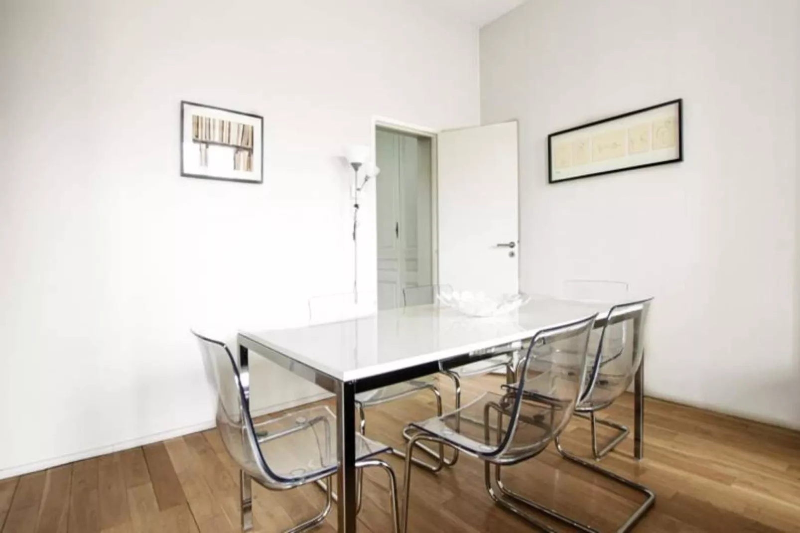 Appartement T3 De Prestige Proche Du Jardin Public De Bordeaux-Dining room