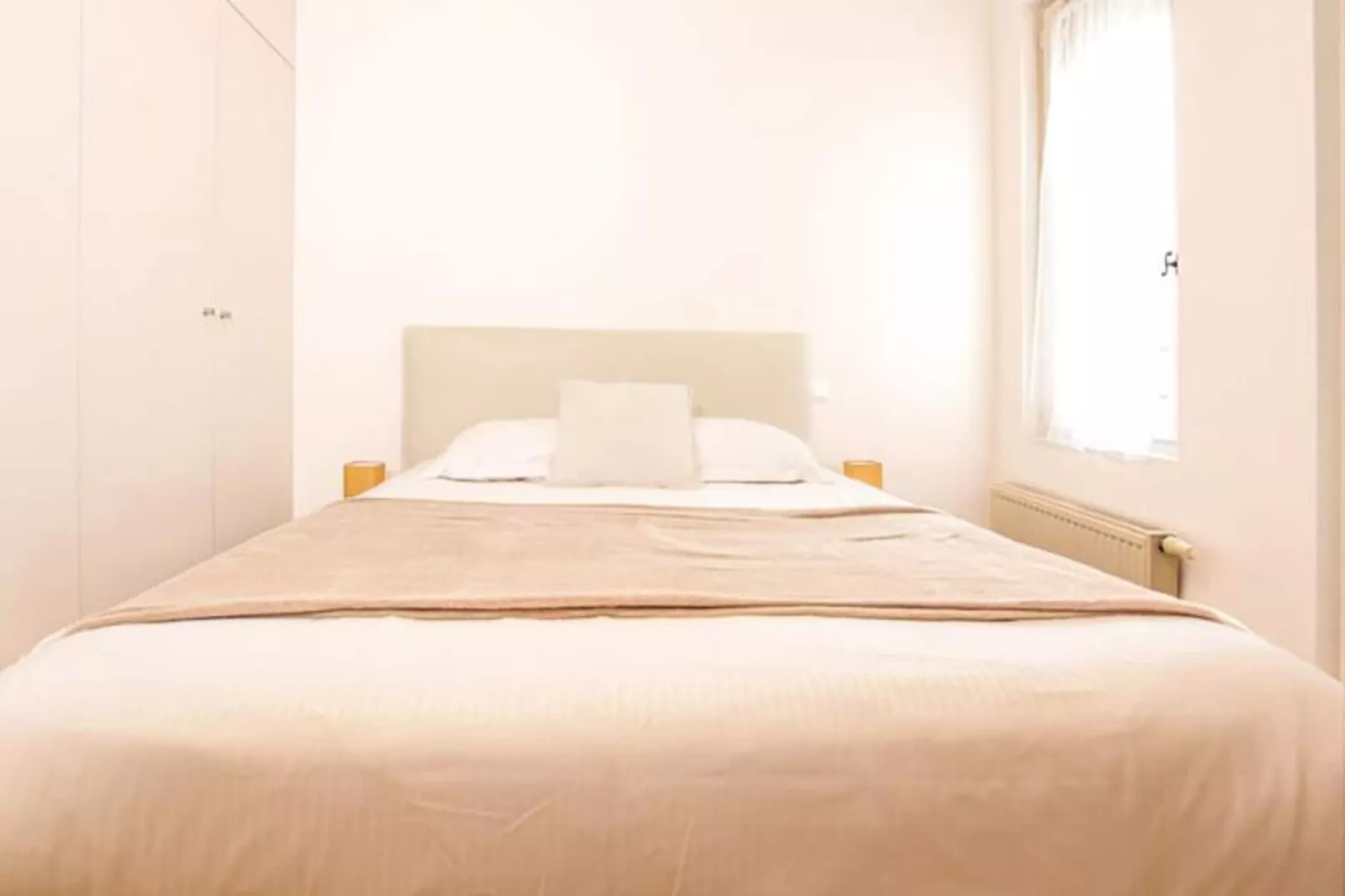 Superbe T2 Aux Prestations De Qualit&eacute; Au Jardin Public Pour 4 Personnes-Bedroom