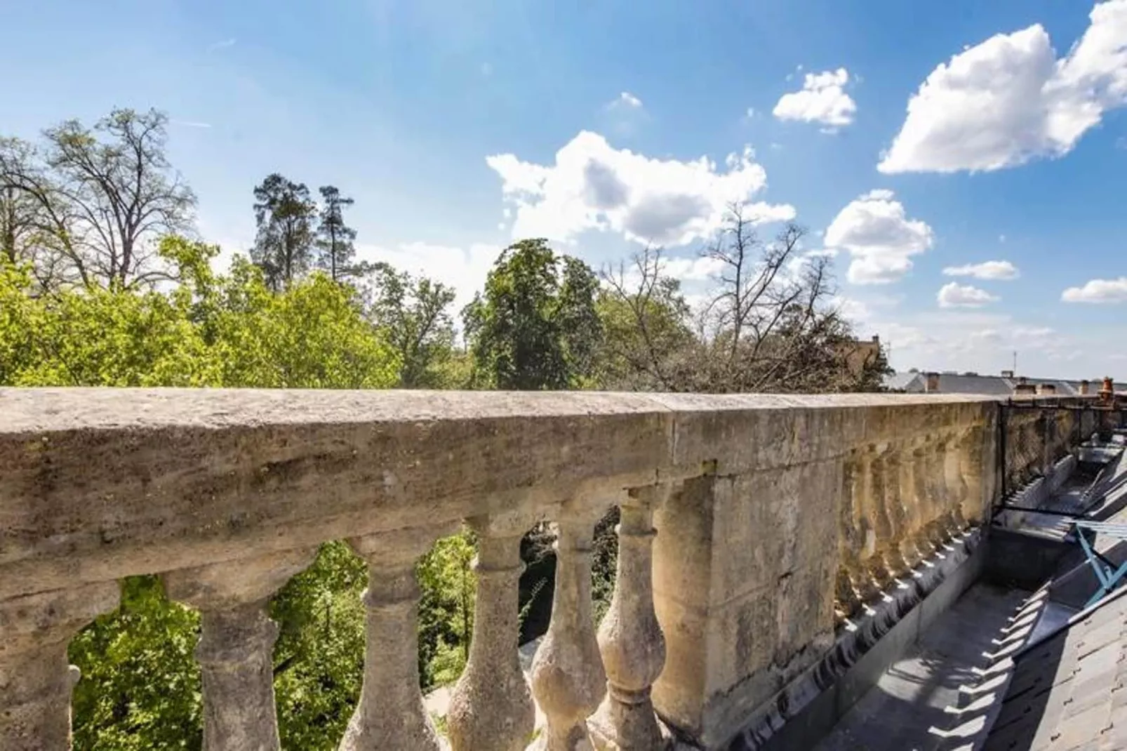 Maison Labruy&egrave;re - Suite Cosy Jardin-Exterior in summer