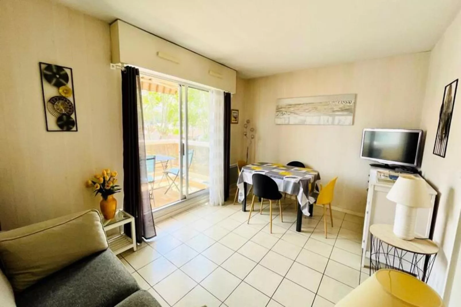 Résidence Athéna-Salon