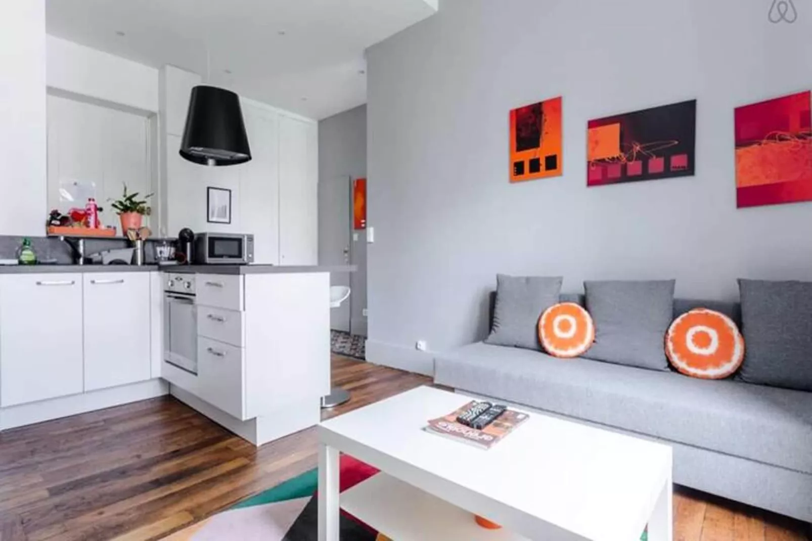 | Le Jaur&egrave;s 🍊| T2 Tout &eacute;quip&eacute; | Balcon, Wifi-Living room