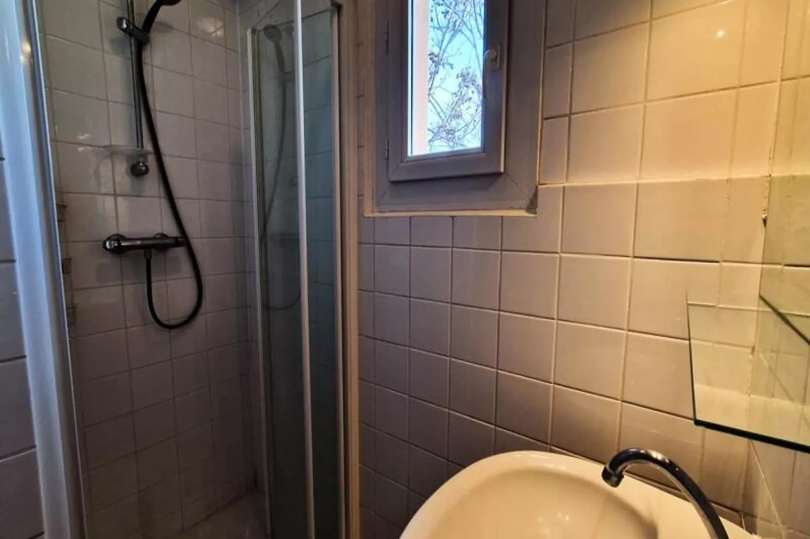 Le Spacieux T3 Pour 4 Proche De Gem Et La Gare 🗻-Salle de bain