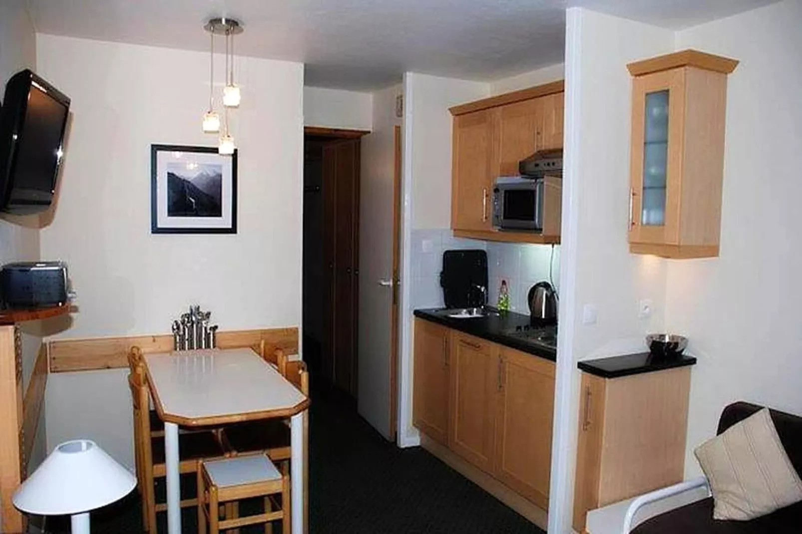 Résidence Ours Blanc P&v-Salle à manger