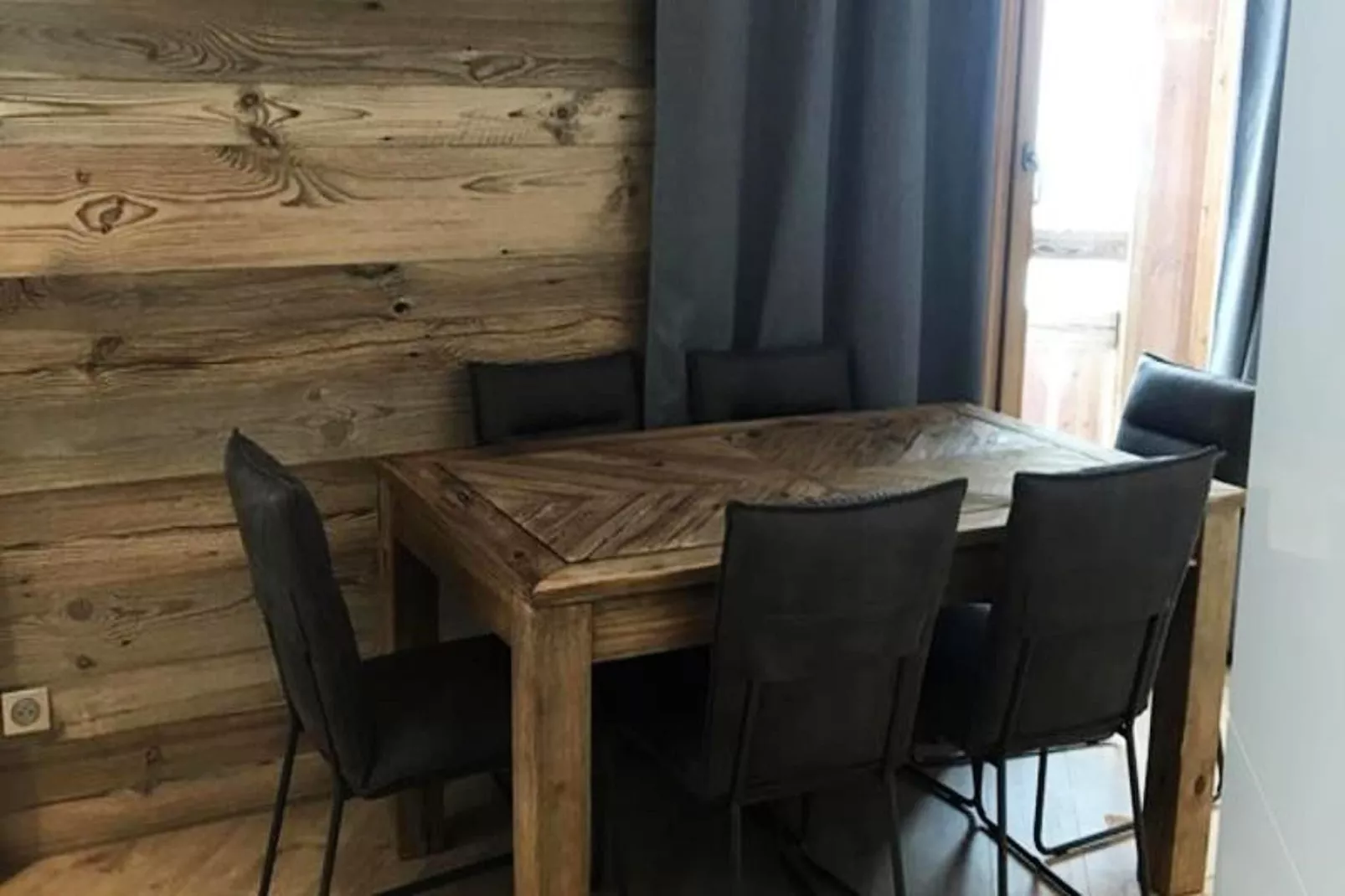 Résidence Taburle-Esszimmer