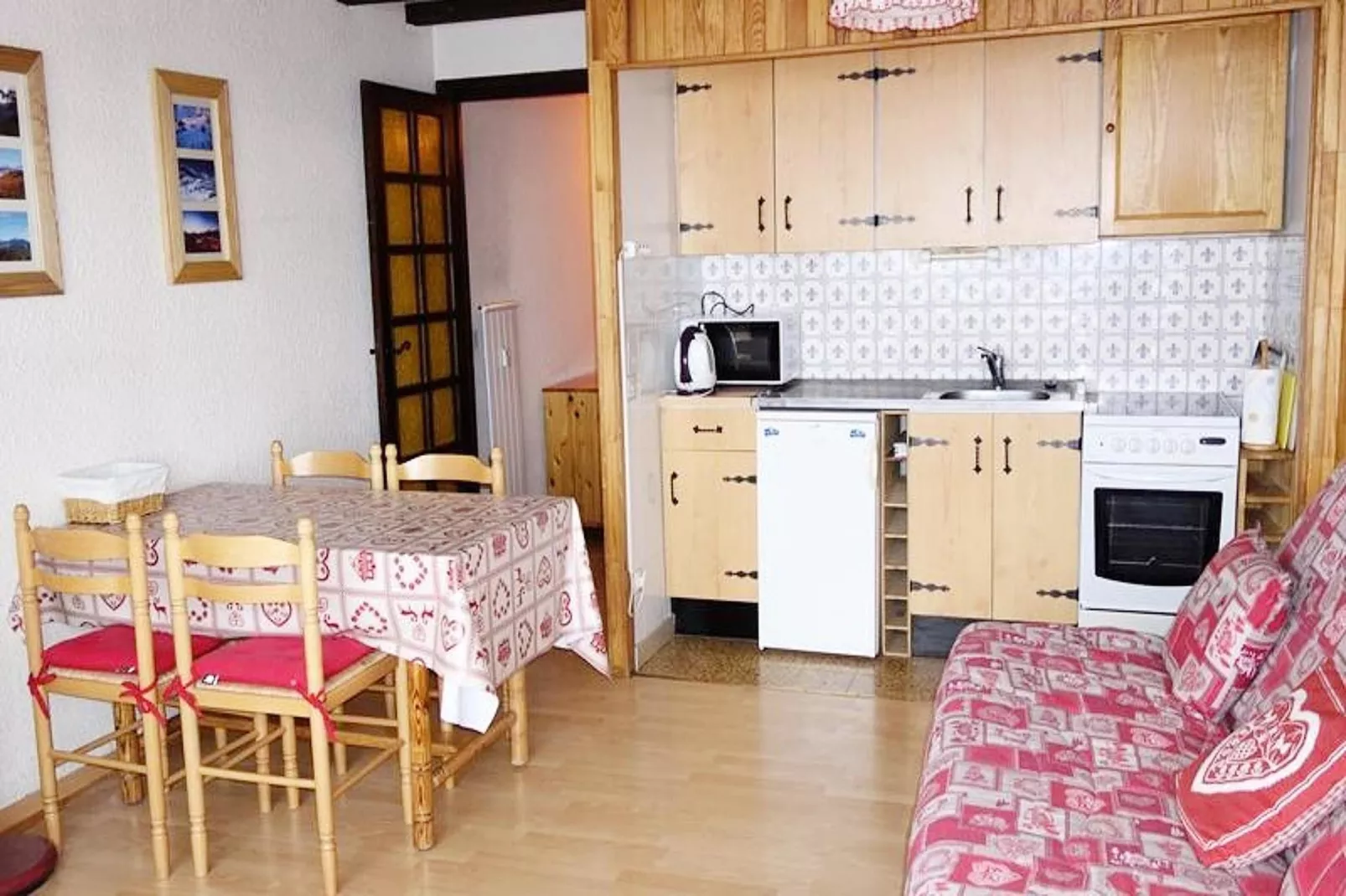 Résidence Gemeaux-Dining room