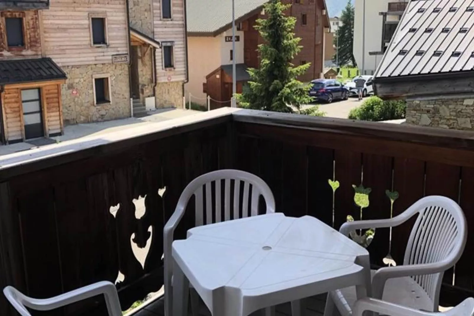 Chalet Alpina-Terrace balcony