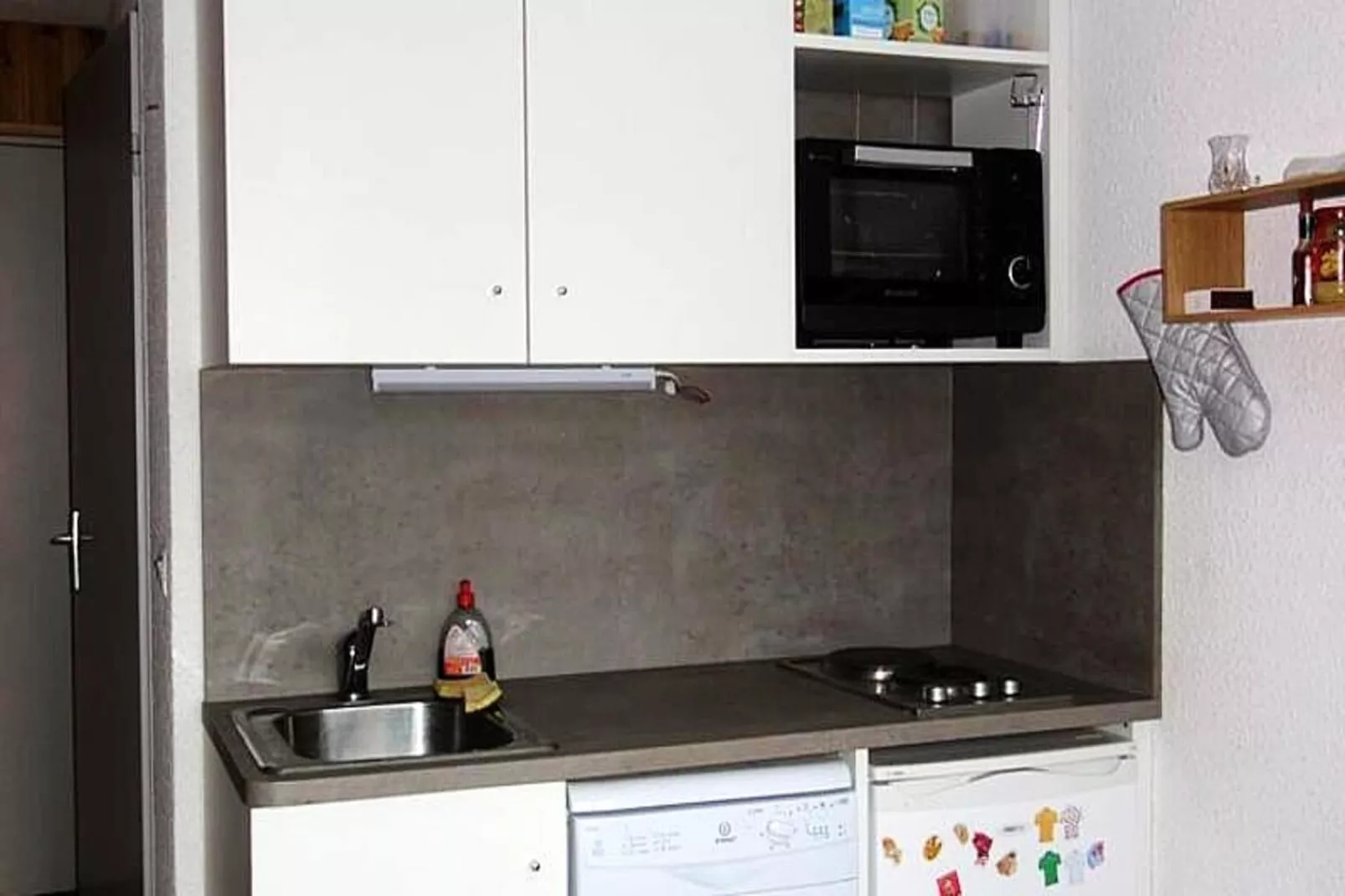 Résidence 4 Soleils-Kitchen