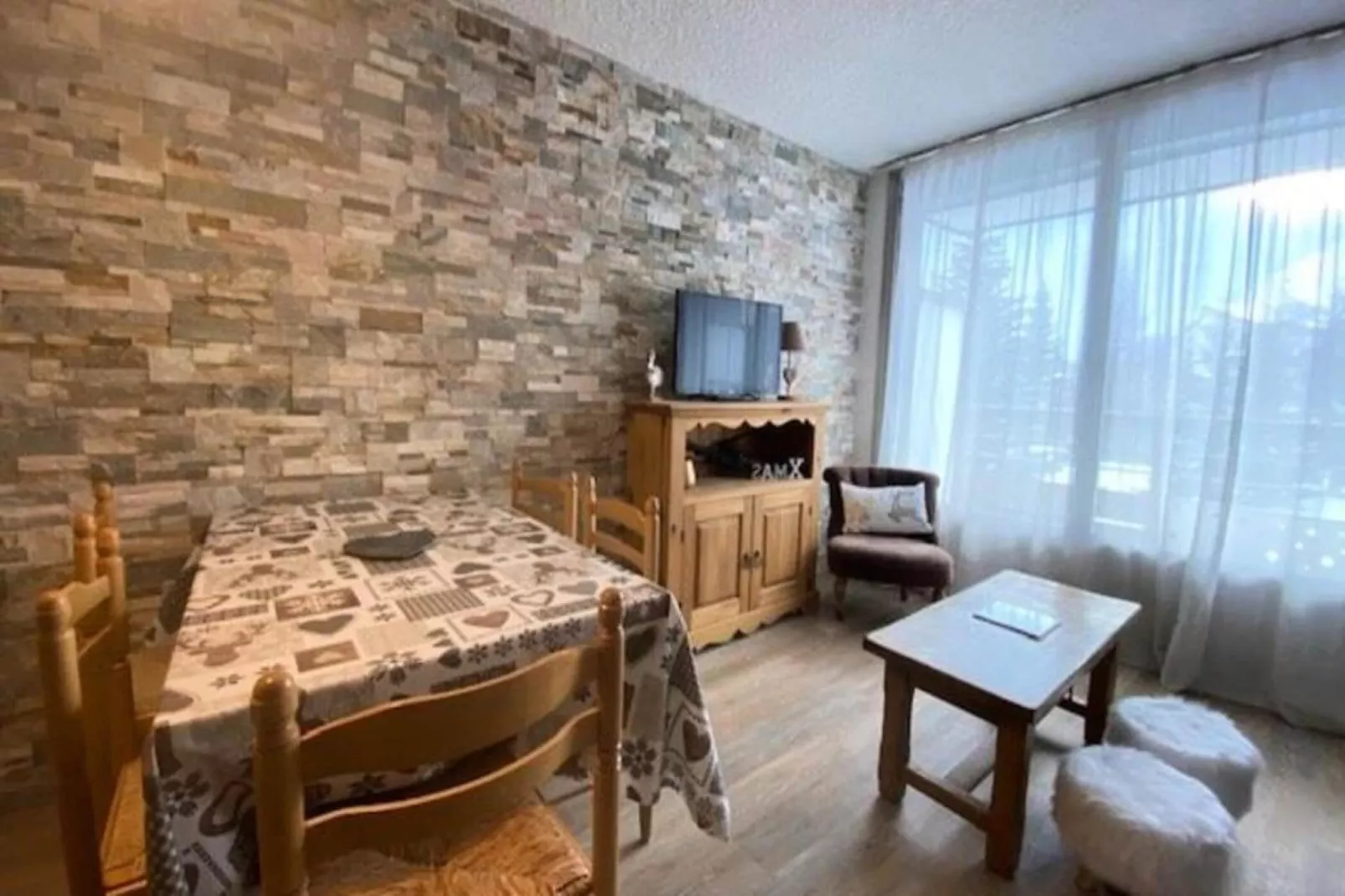 Résidence Cote Brune 3-Dining room