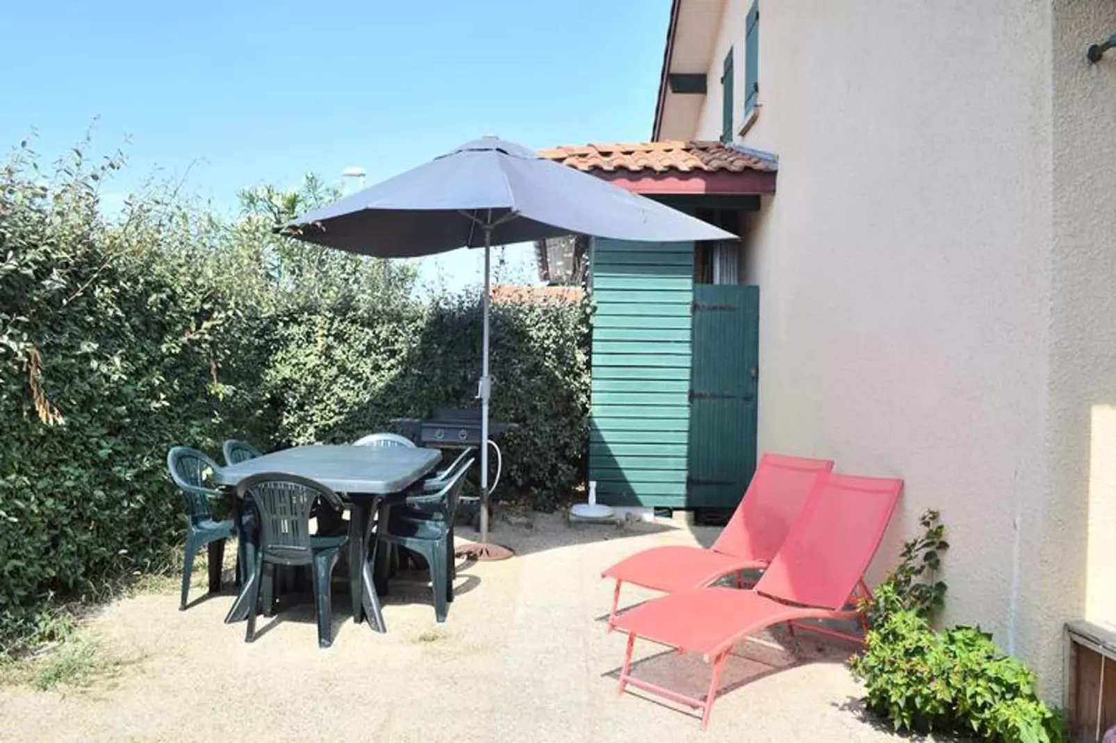 Résidence Les Jardins De La Plage-Exterior in summer