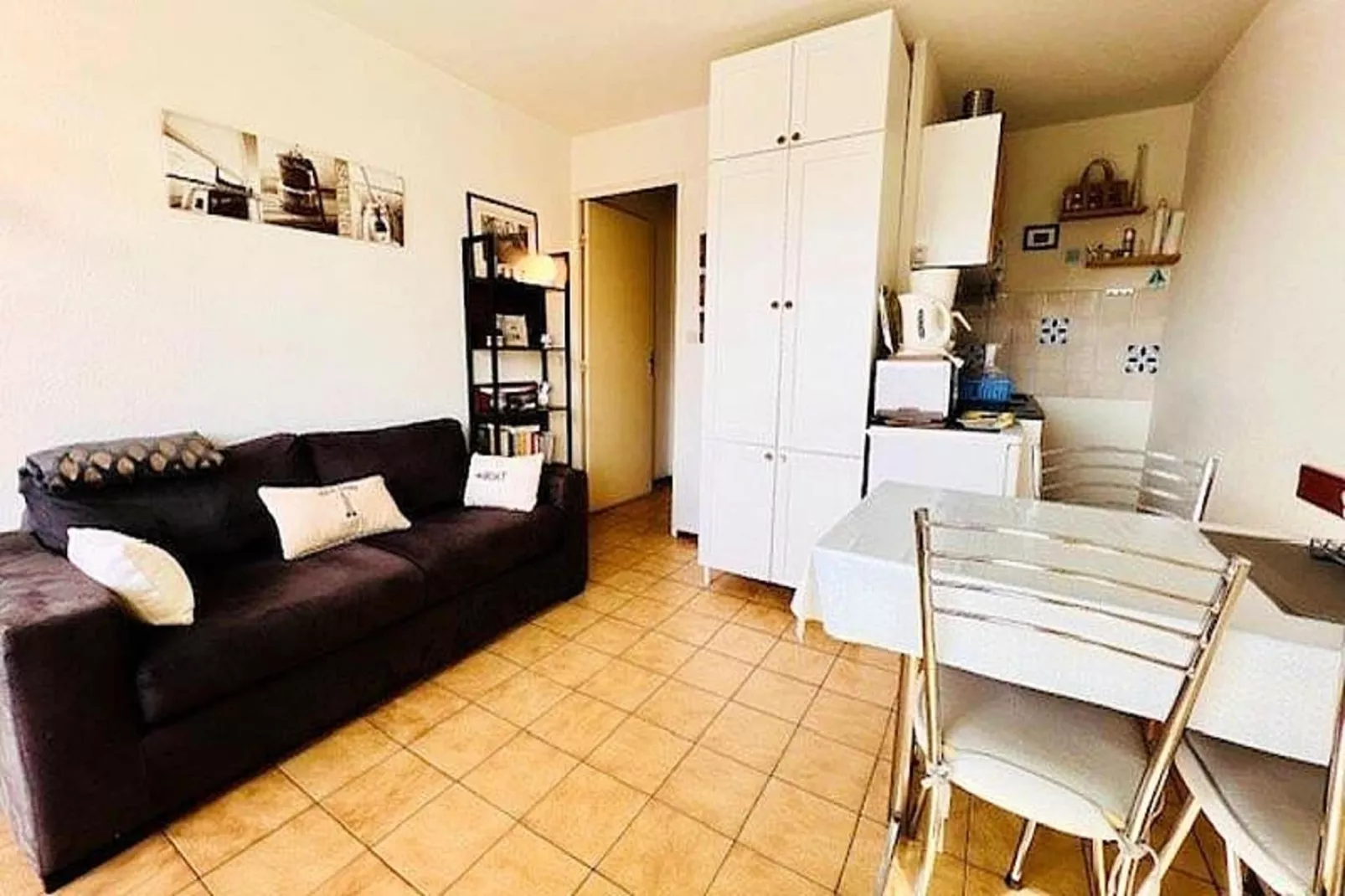 Résidence An Tour Tan-Living room