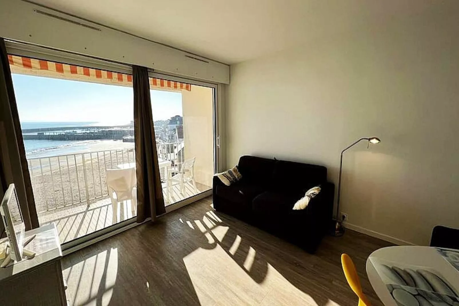 Résidence Dauphins-Wohnzimmer