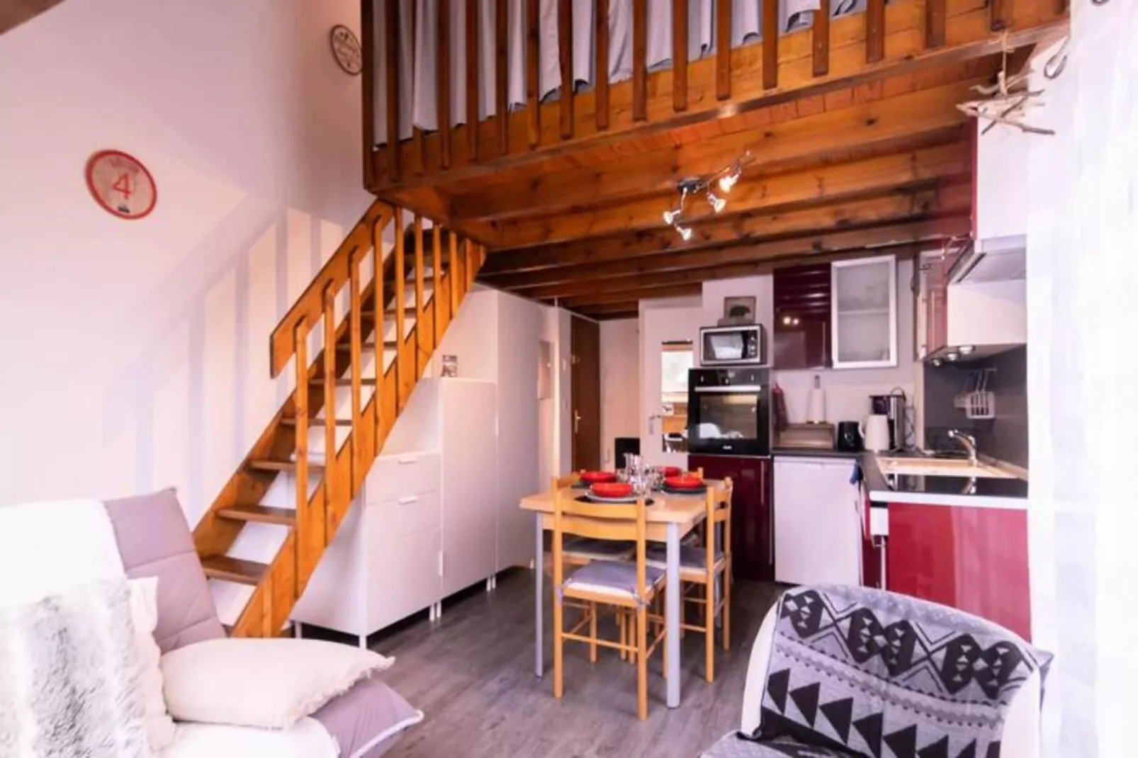 Résidence H.th.ii:bat.8-Living room