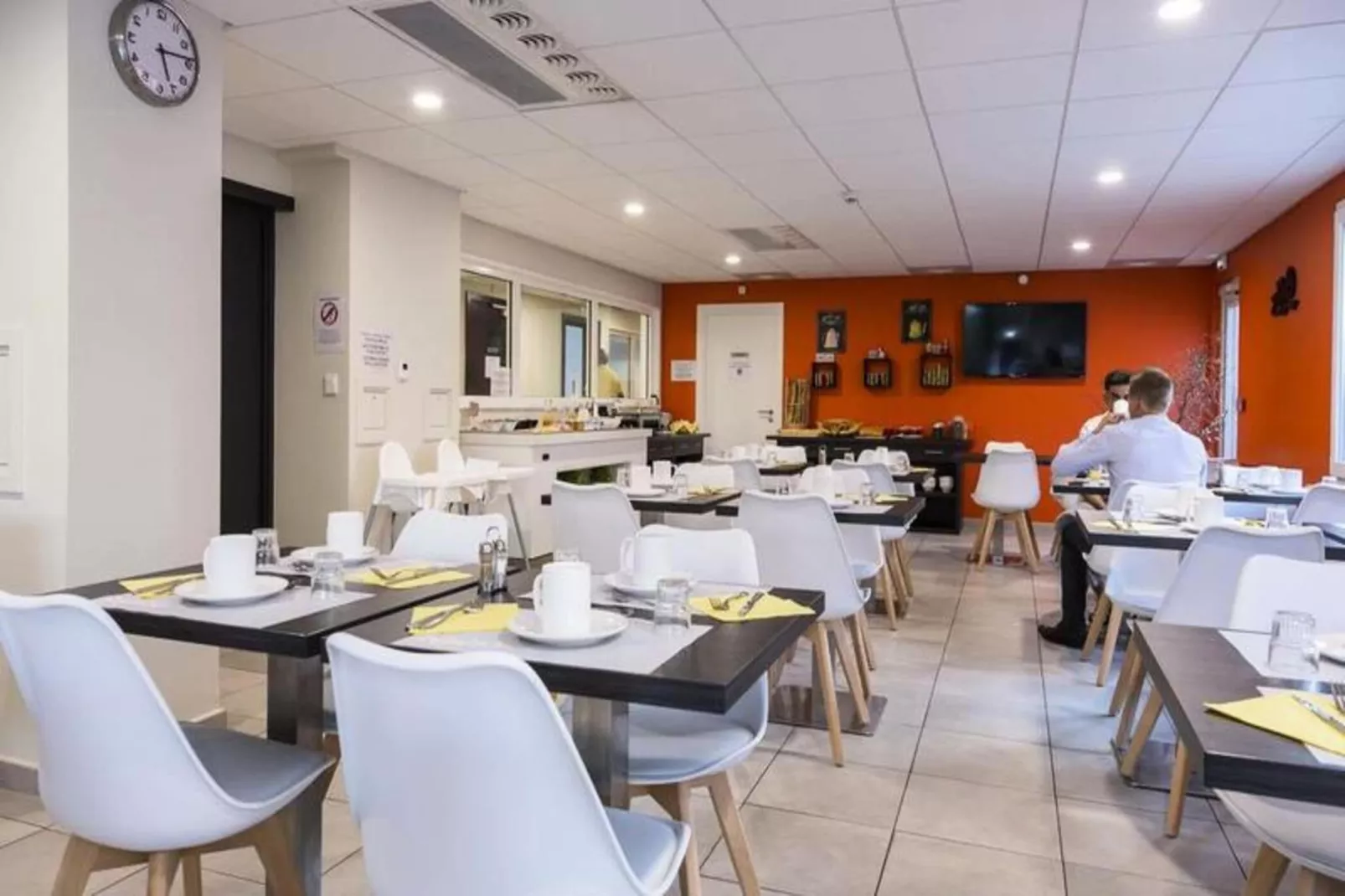 Appart'hôtel Odalys La Rose d'Argent-Dining room