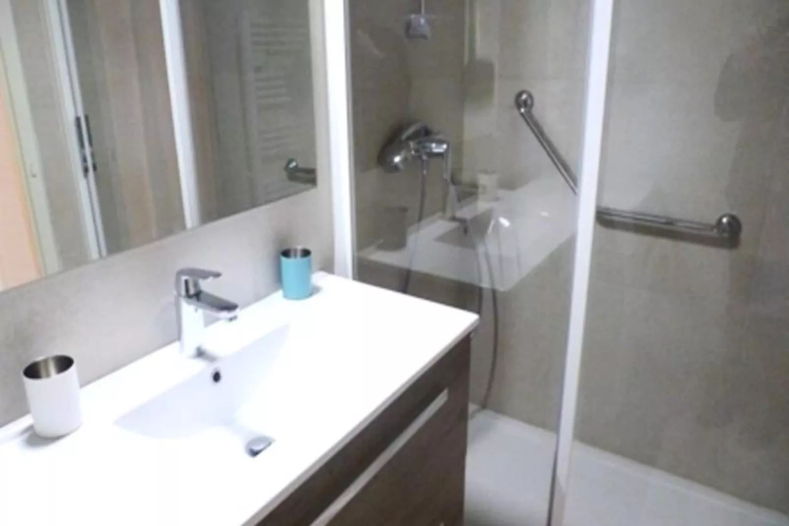 Résidence Le Saint Charles A-Salle de bain