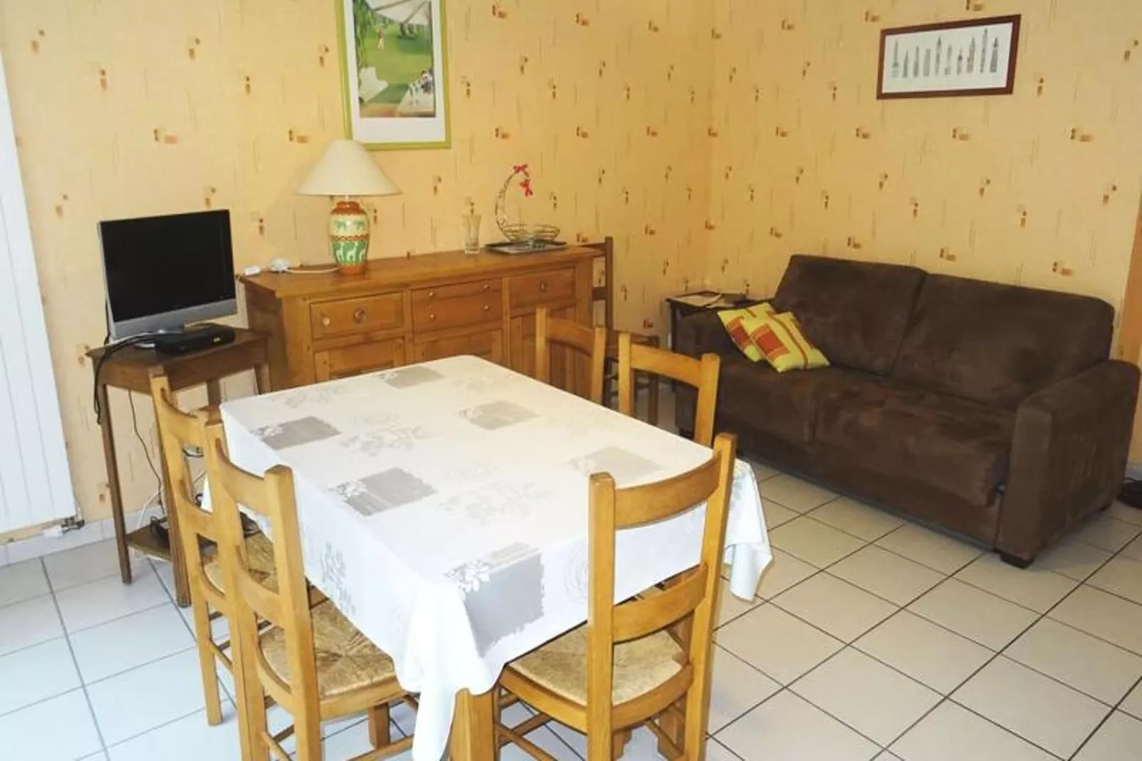 Residence L'albizia-Salle à manger