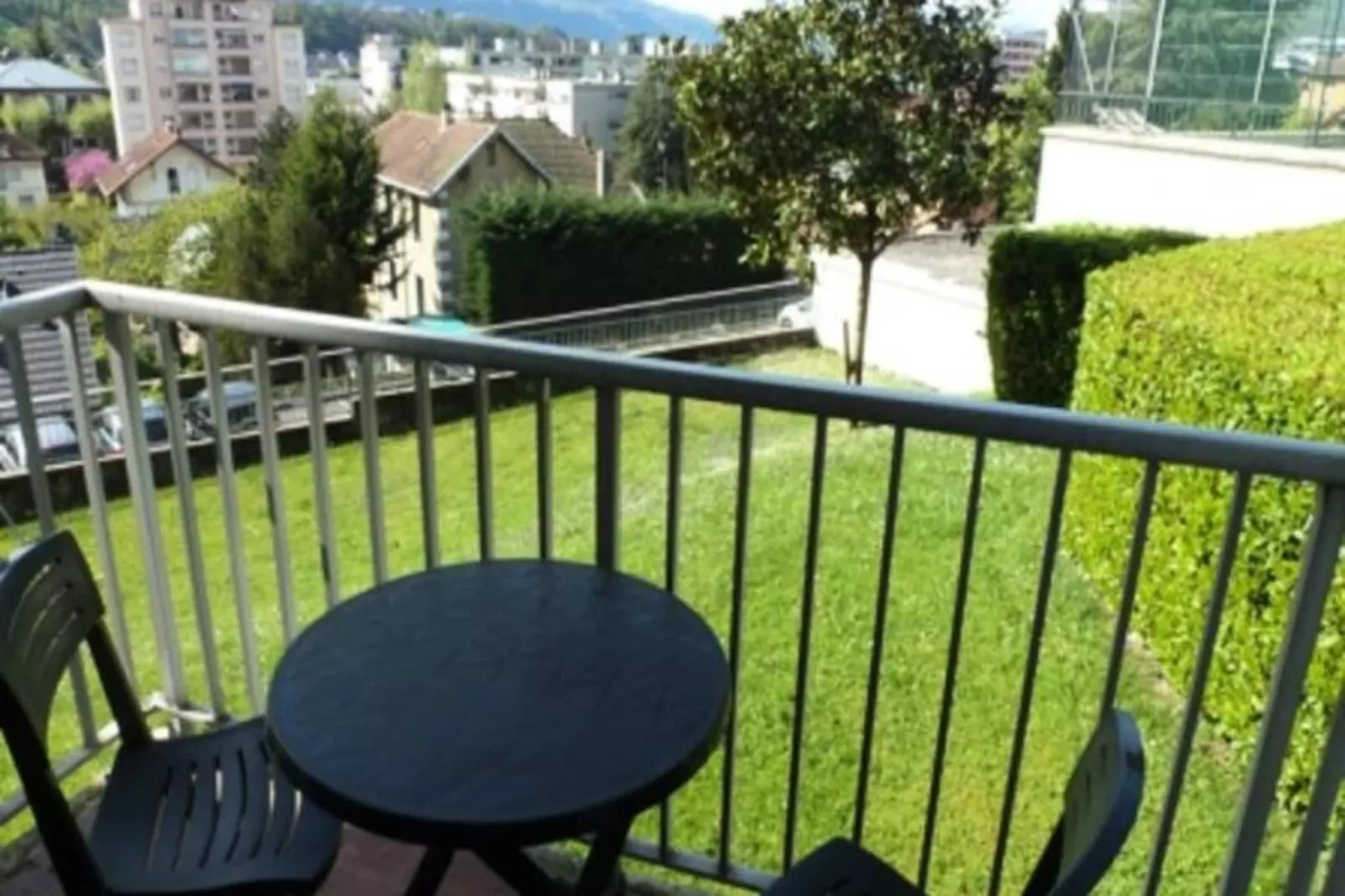 Résidence Montcalm C-Terrace balcony