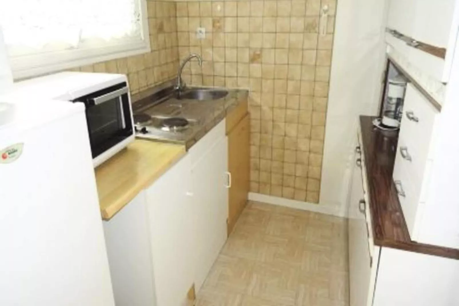 Résidence Le Jasmin-Küche