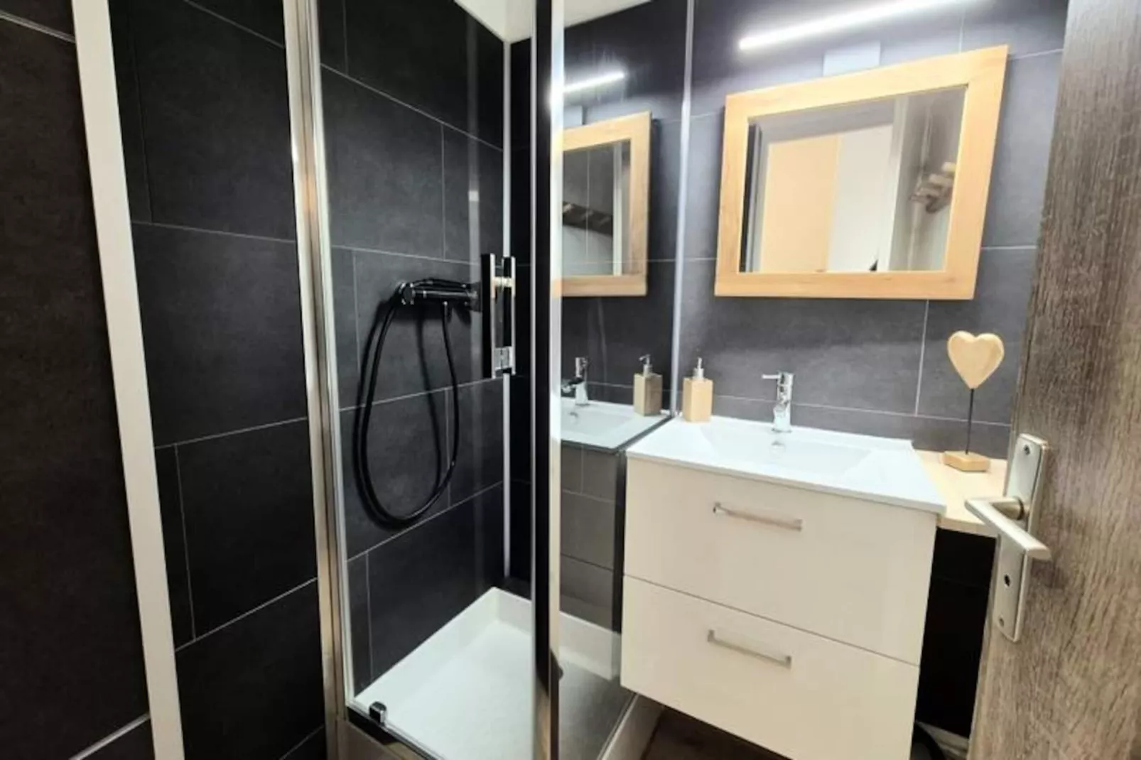 Chaleureux Studio Au Pied Des Pistes - Le Refuge **-Image-tags.