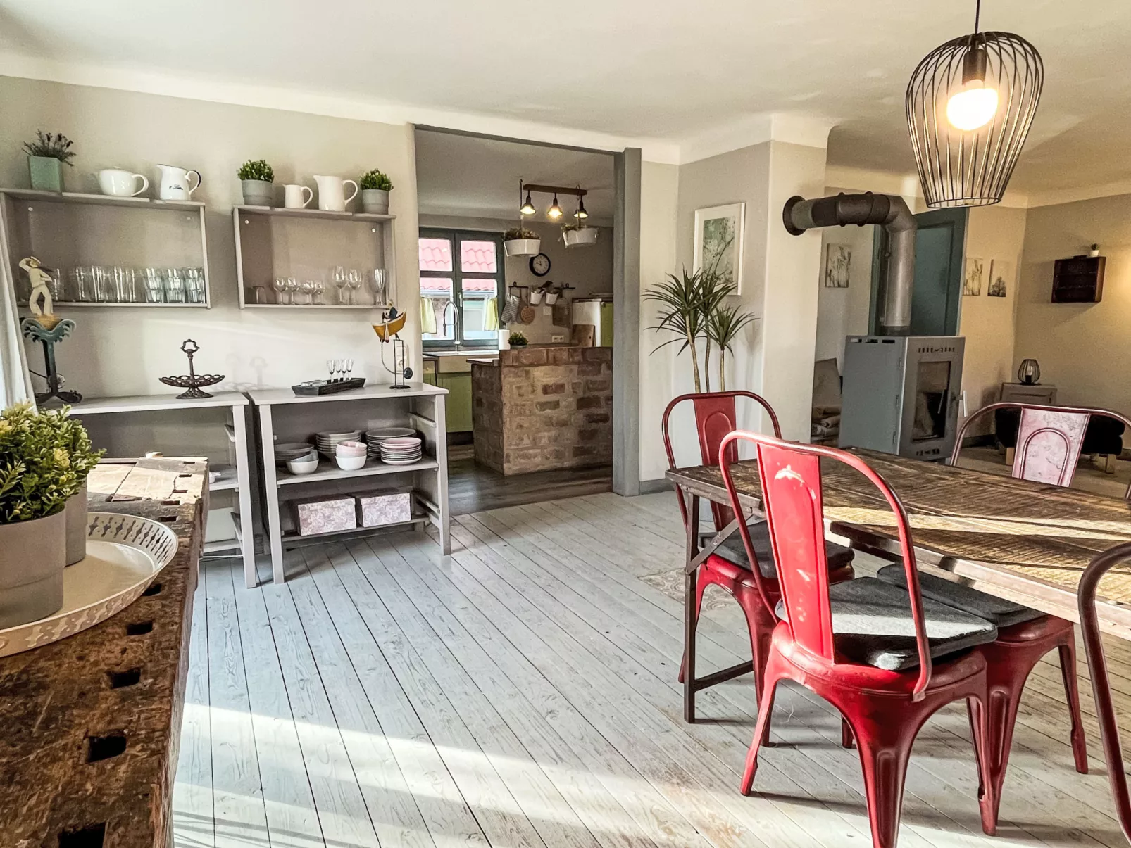 Reetgedecktes Ferienhaus Seelchen-Drinnen