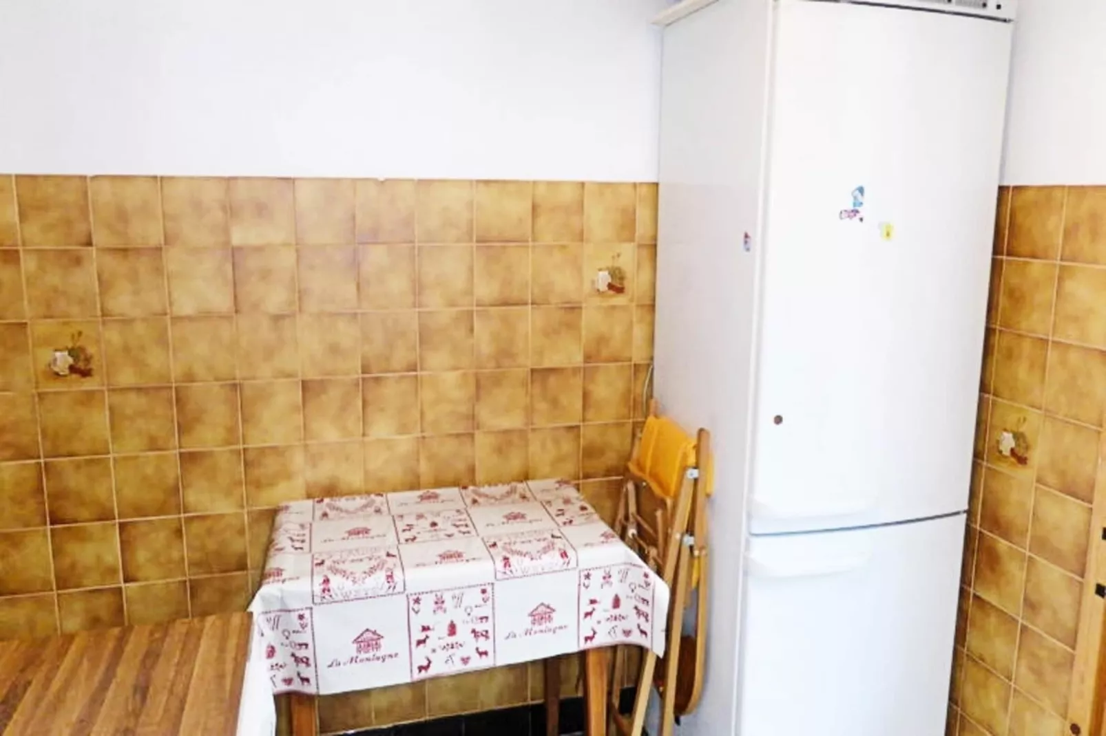 Chalet Pylone-Außenbereich Sommer