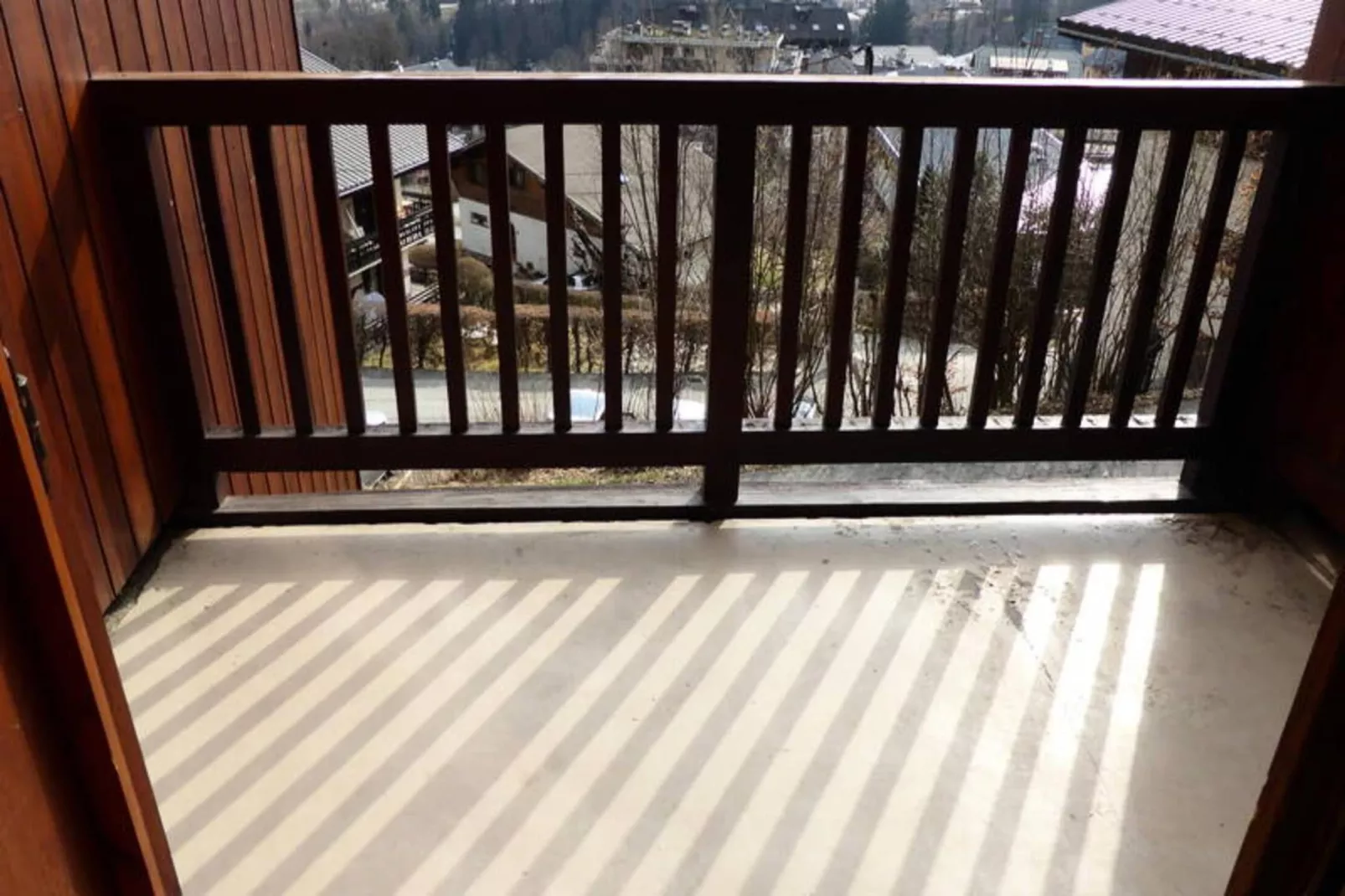 Résidence Les Loges-Exterior in summer