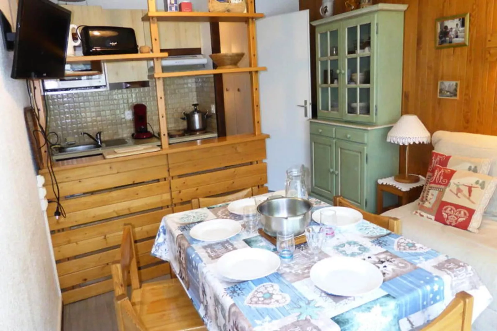 Résidence Le Brulaz-Außenbereich Sommer