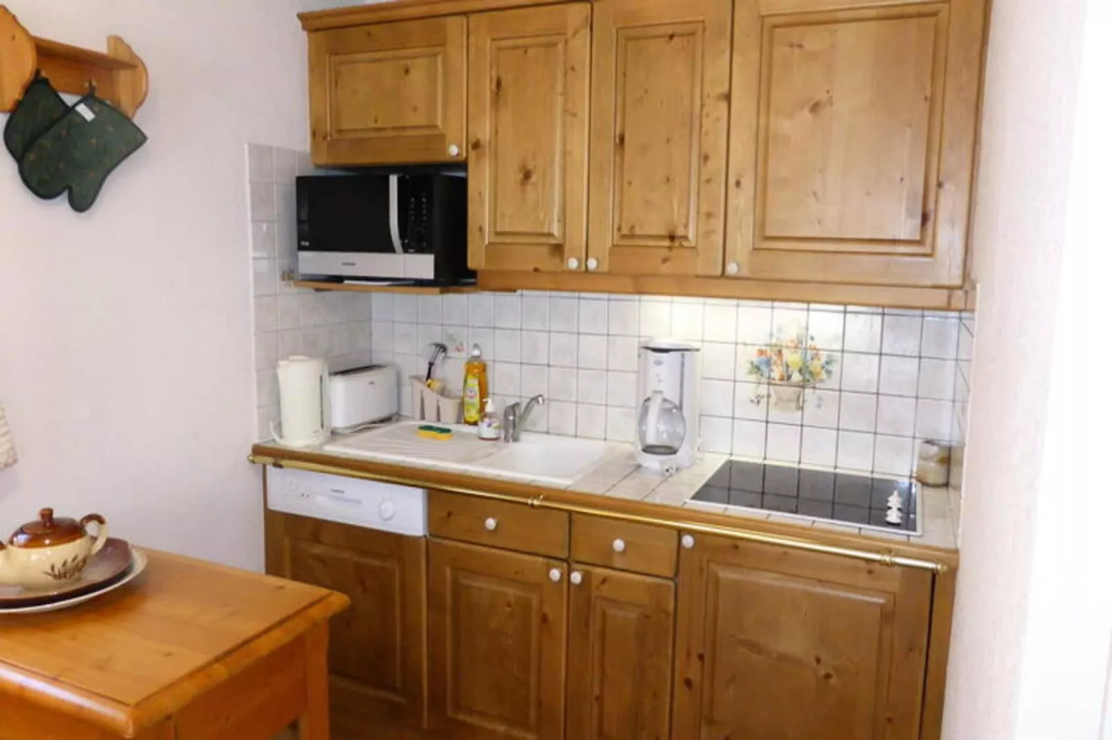 Résidence Les Carlines-Exterior in summer