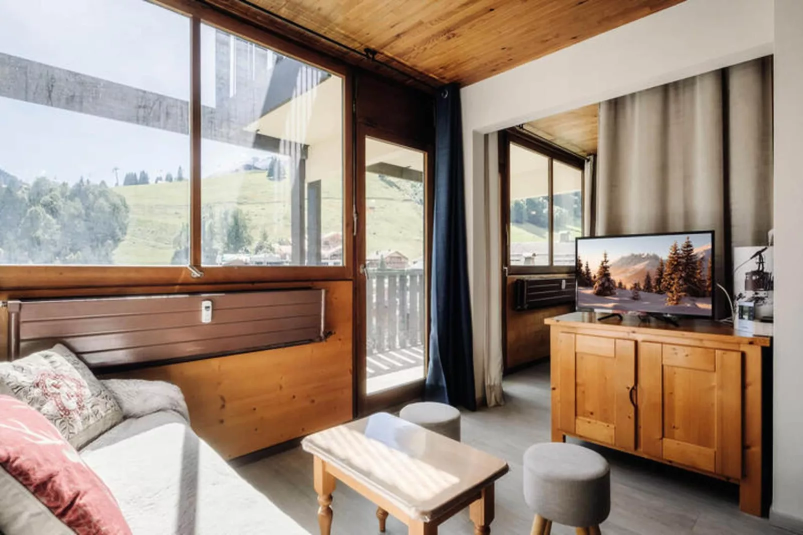 Résidence Bison-Exterior in summer