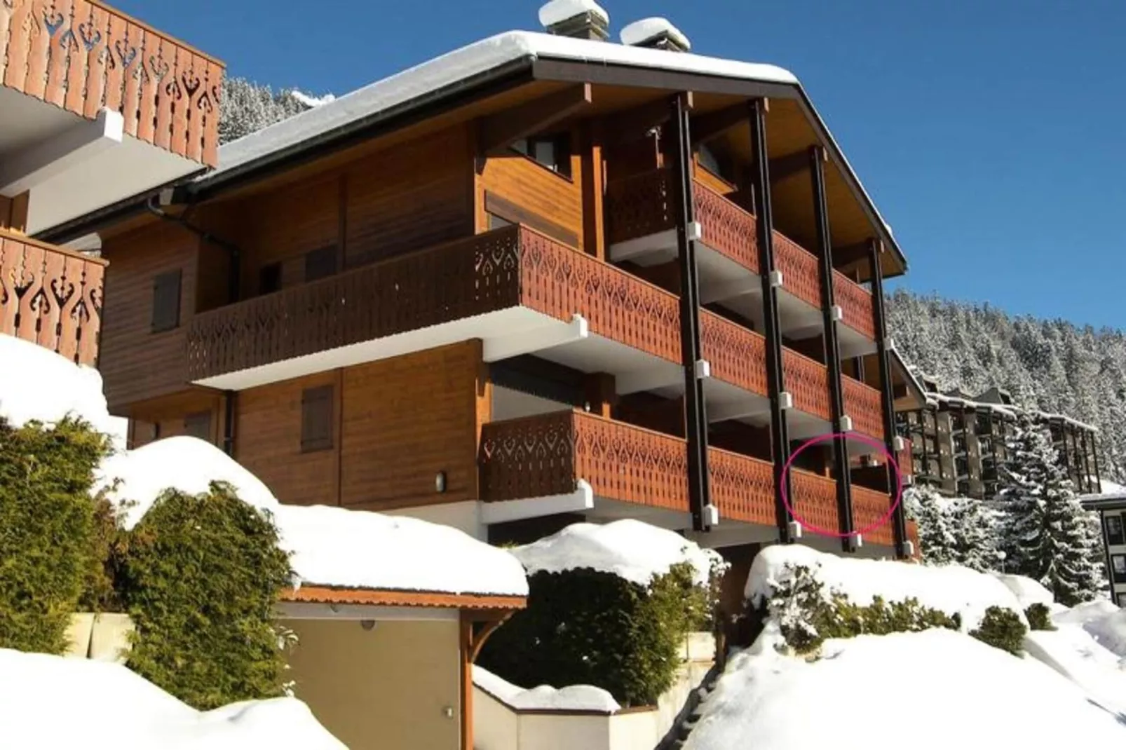 Résidence Domanial A-Außenbereich Sommer