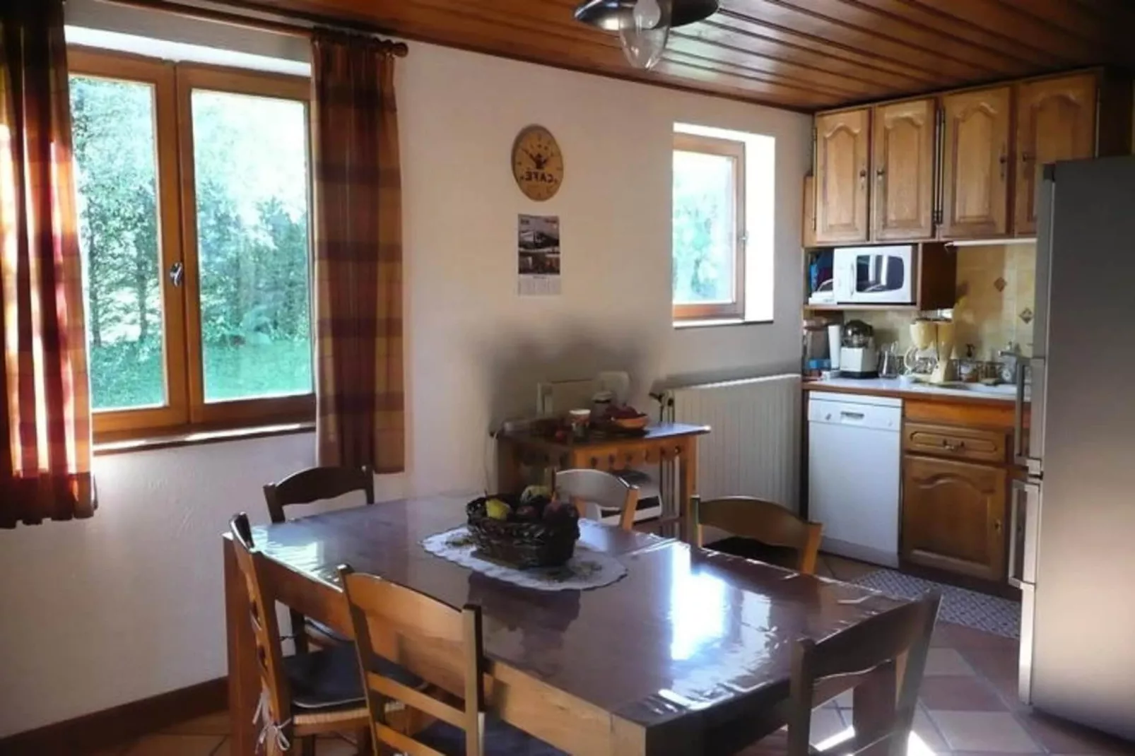 Chalet Ulysse-Exterior in summer