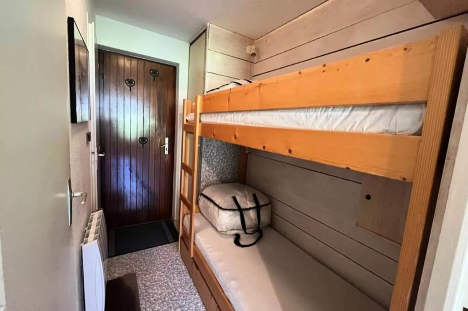 Résidence Le Perce-neige-Außenbereich Sommer