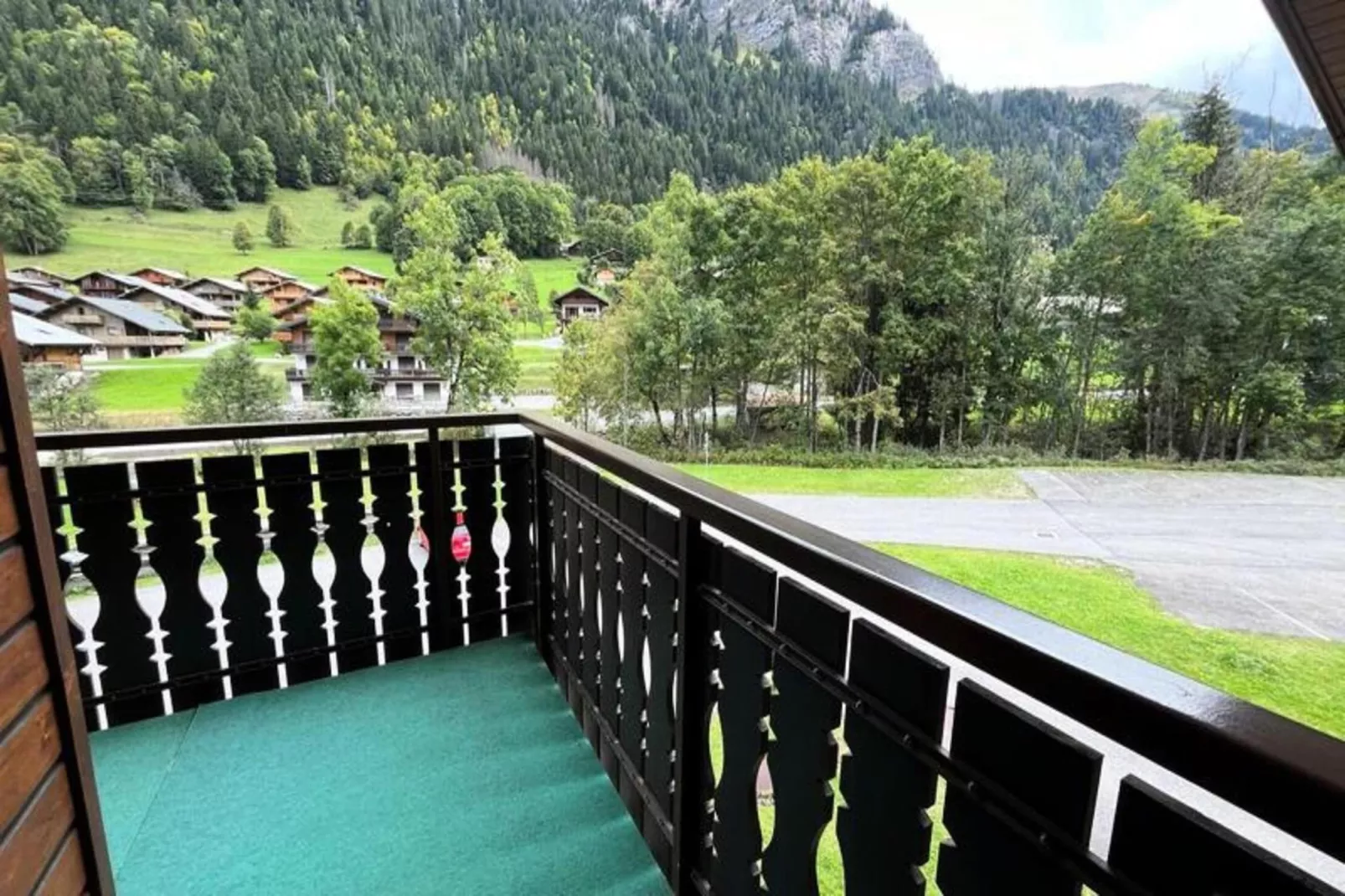 Résidence Les Campanules-Vue d'été