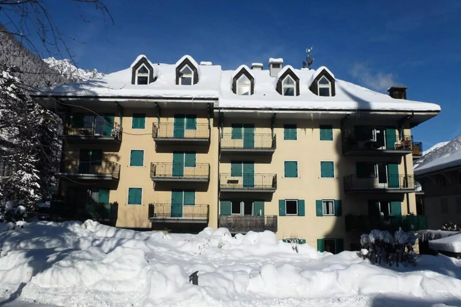 Résidence Androsace-Exterior in winter