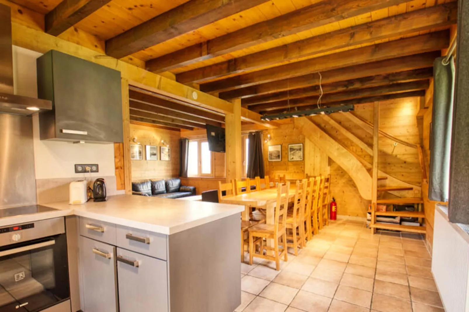 Chalet Poya-Salle à manger