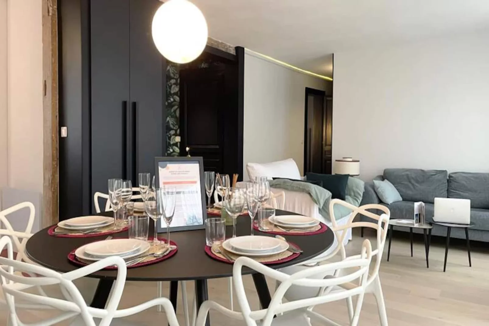 🌟 Charme Et El&eacute;gance - Coup De C&oelig;ur - Prox Gare-Image-tags.