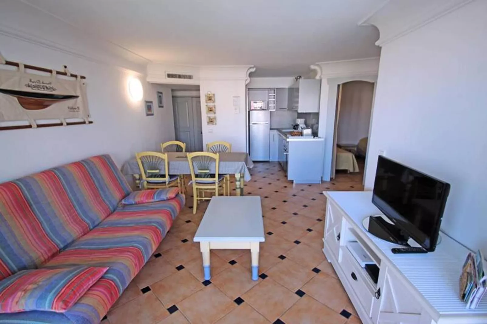 Résidence Port Marine-Salon